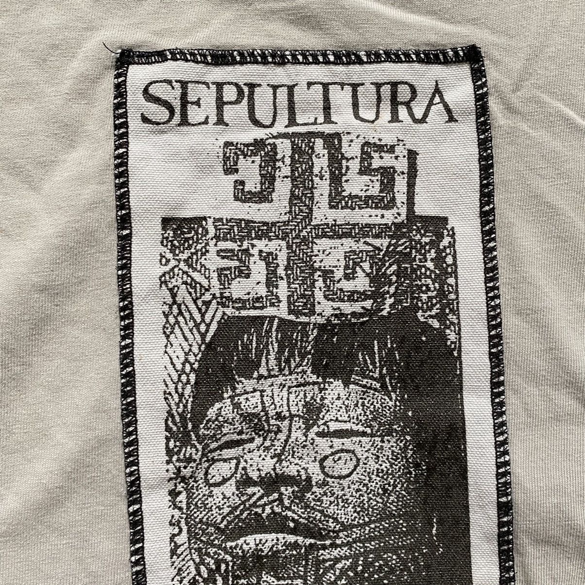 Band Tees × Vintage VINTAGE 90S SEPULTURA ROOTS RARE BAND TEE Size US L / EU 52-54 / 3 - 4 Thumbnail