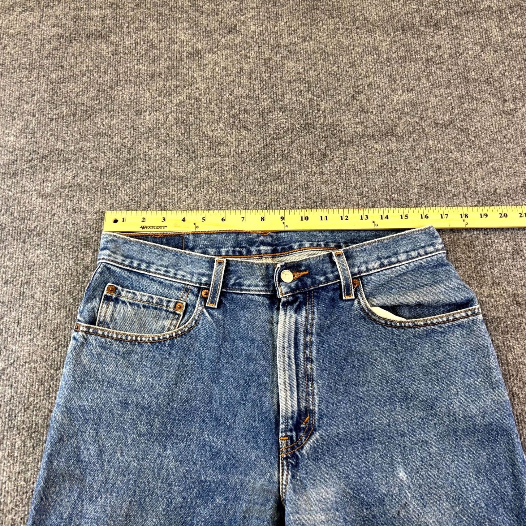 Levi's Vintage Levi's 560 Jeans Mens 33x32 Blue Denim 100% Cotton Loose Fit Tapered Leg Denim Jeans Mens Blue 90s City Outdoor Size US 33 - 3 Thumbnail
