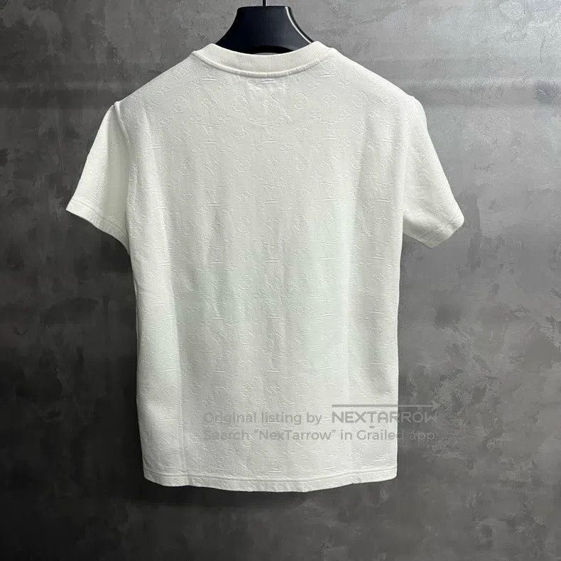 Louis Vuitton Louis Vuitton White dark print 3D pocket short sleeve T-sh Size US XS / EU 42 / 0 - 5 Thumbnail