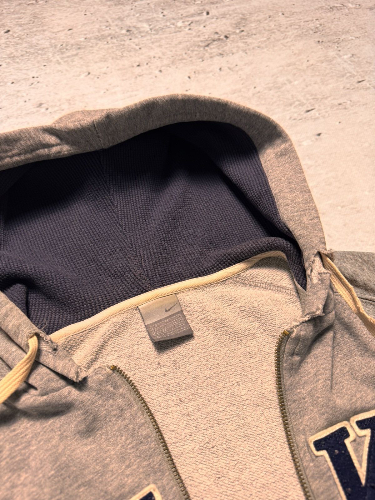Nike × Vintage NIKE VINTAGE CENTER LOGO OVERSIZE BOXY ZIP HOODIE Size US S / EU 44-46 / 1 - 8 Thumbnail