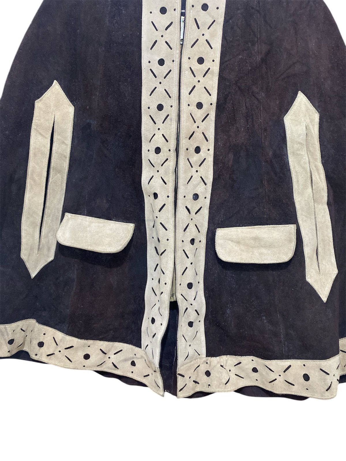 Cowboy Equipment Vintage 1960s Suede Leather Cape Poncho Hippie Boho Size US L / EU 52-54 / 3 - 6 Thumbnail