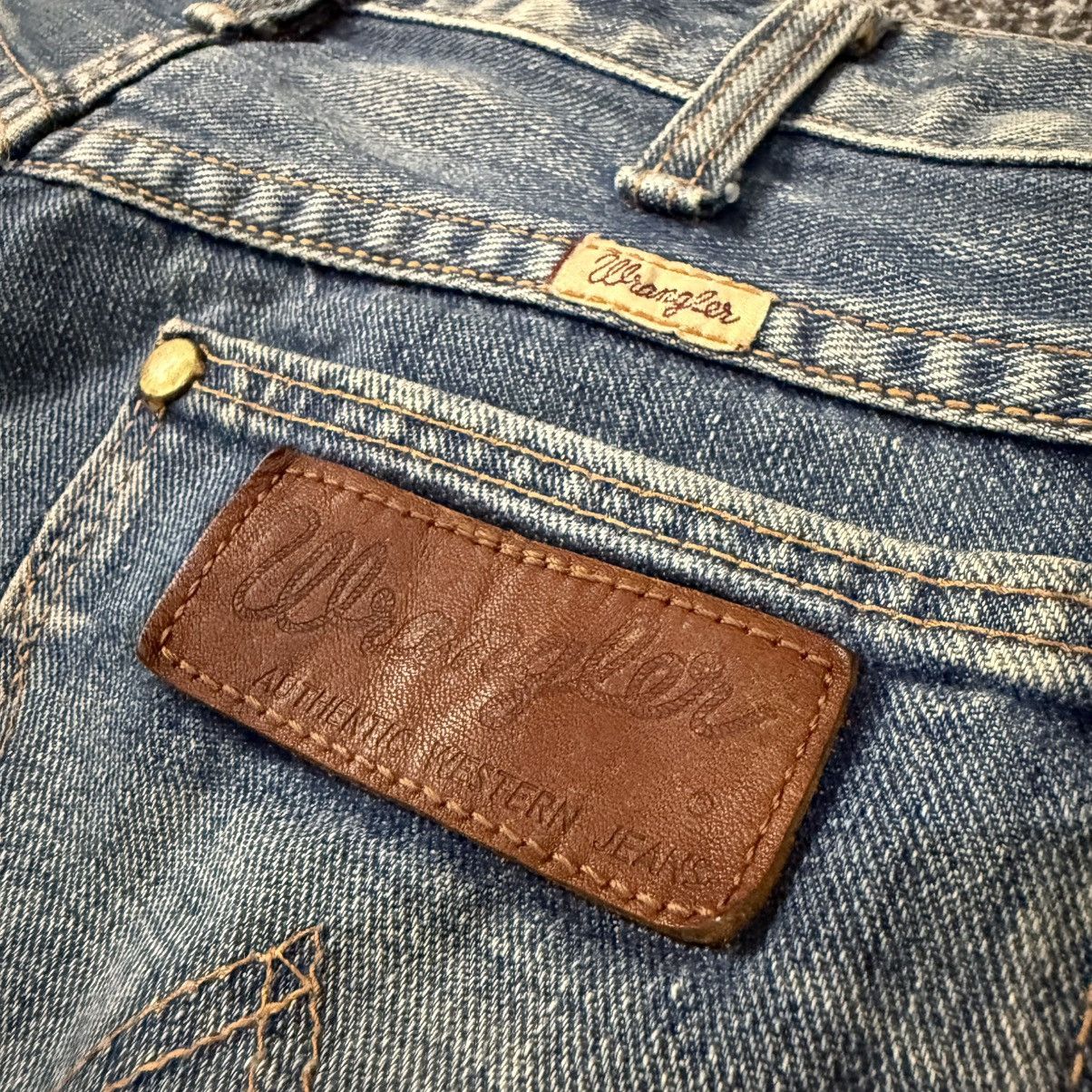 Beauty Beast Vintage 80s Flared Wrangler Distressed Denim Stranger Things Size US 28 / EU 44 - 9 Thumbnail