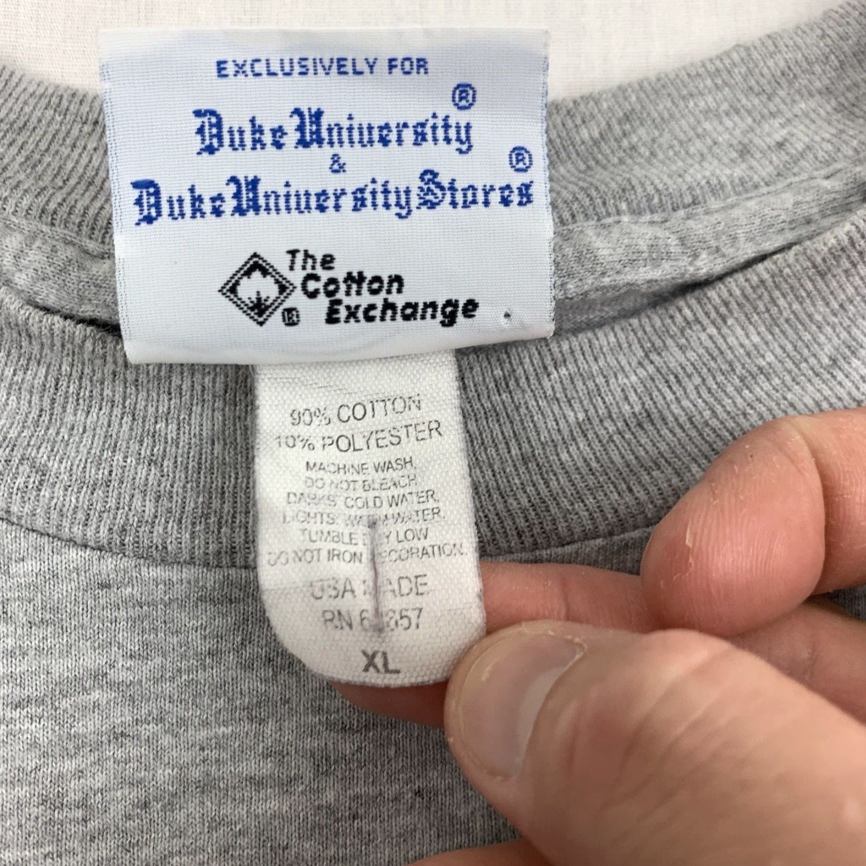 Vintage VINTAGE Duke Shirt Adult XL Gray Logo 90s College Mens T-Shirt XL Gray Duke University Sports Size US XL / EU 56 / 4 - 5 Thumbnail