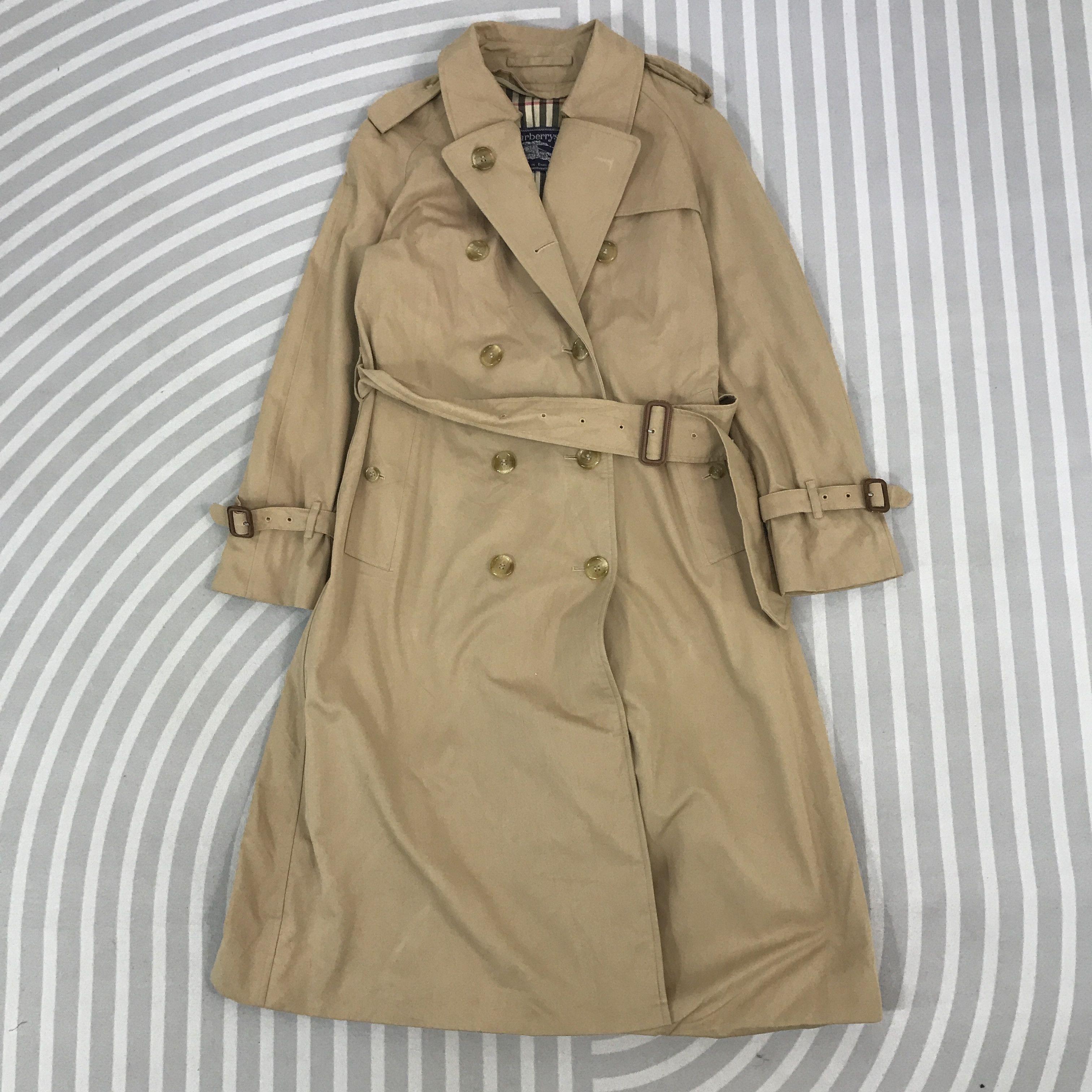 Burberry × Vintage Vintage Burberry bondage button parkas Jacket Size US M / EU 48-50 / 2 - 1 Thumbnail