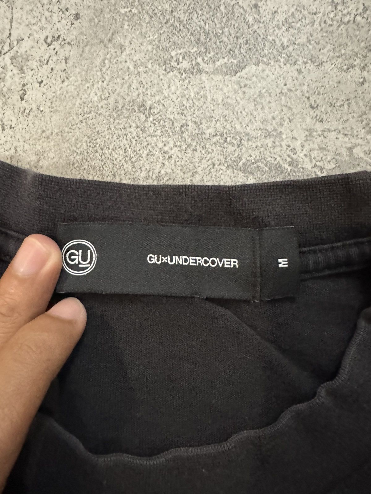 GU × Undercover GU X UNDERCOVER APPLE LOGO T SHIRT Size US M / EU 48-50 / 2 - 6 Thumbnail