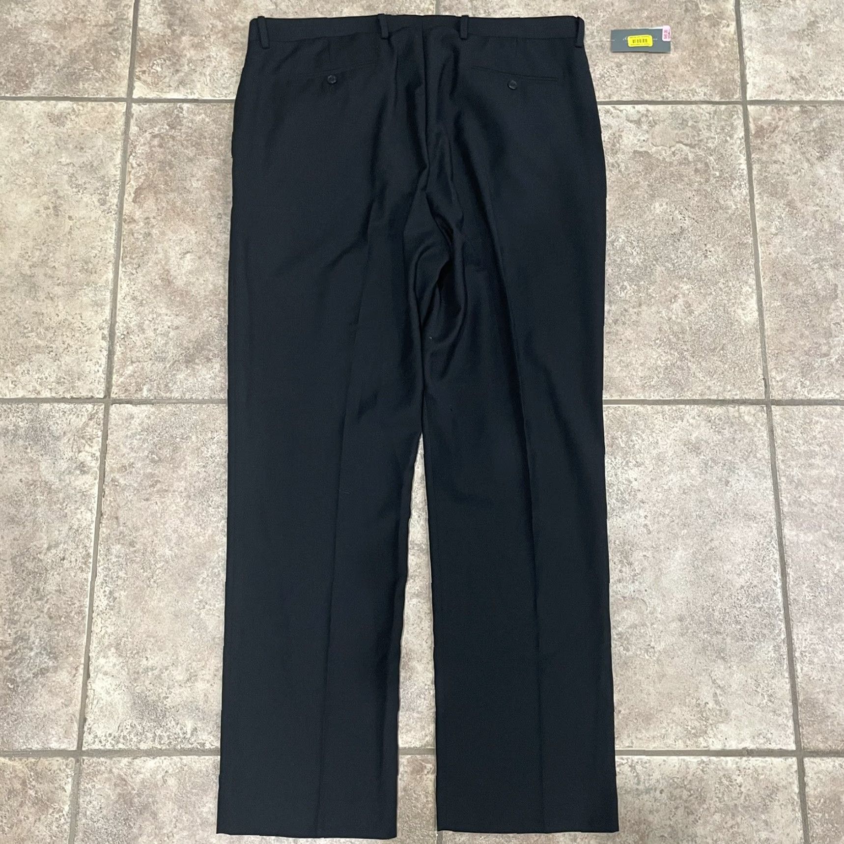Vintage NWT Daniel Cremiuix Polyester Blend Black Work/Dress Pants Mens Size 40x32 - Dress Pants, Polyester Blend, Black, Men, 40/32, 19.5" Inseam Size US 40 / EU 56 - 5 Thumbnail