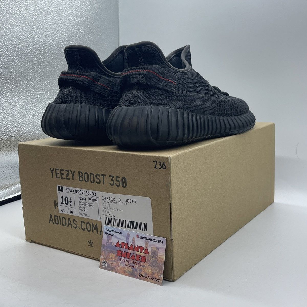 Adidas Yeezy boost 350 black non reflective Size US 10.5 / EU 43-44 - 5 Thumbnail