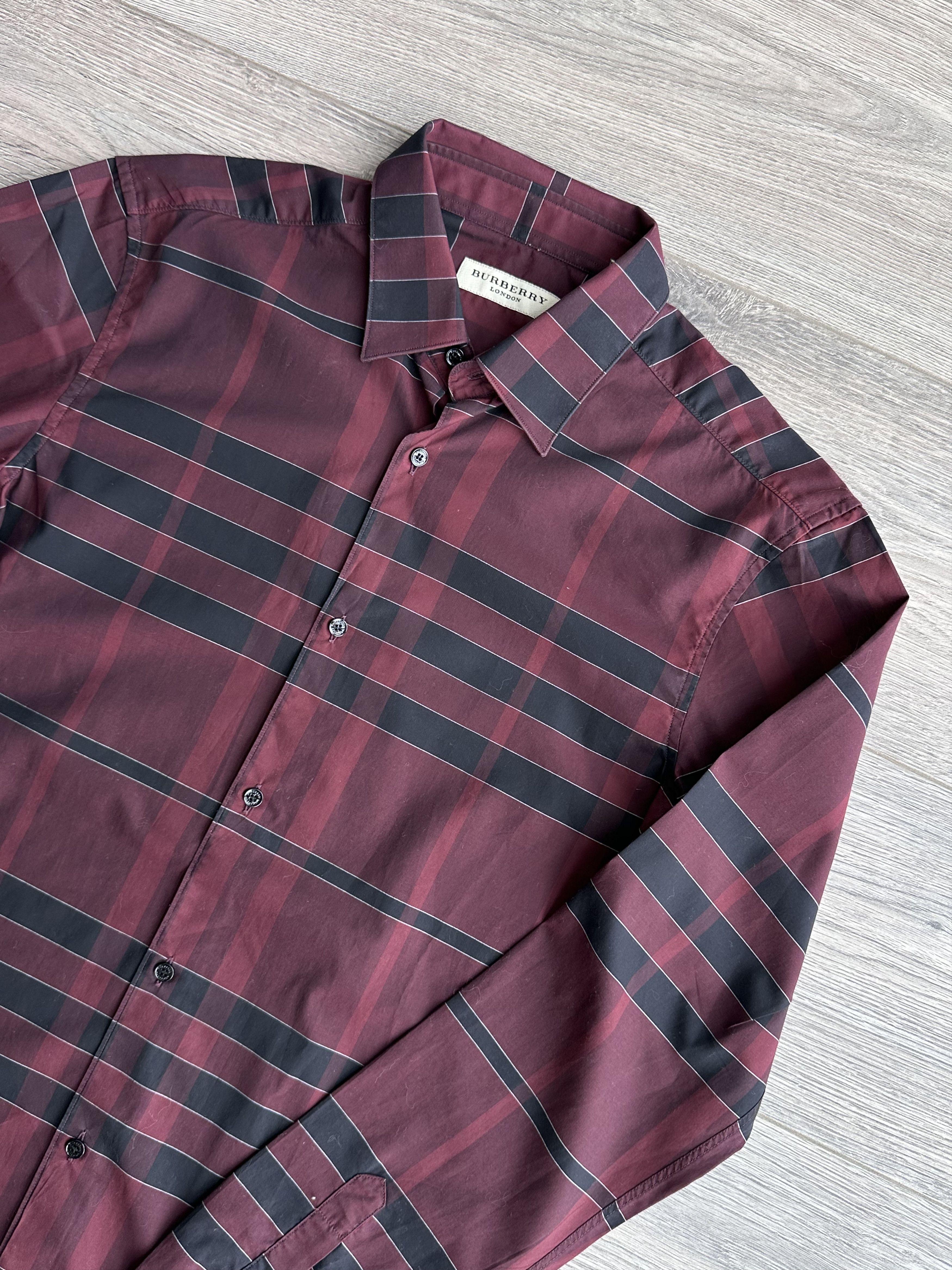 Burberry Burberry Shirt Size S / US 4 / IT 40 - 2 Thumbnail