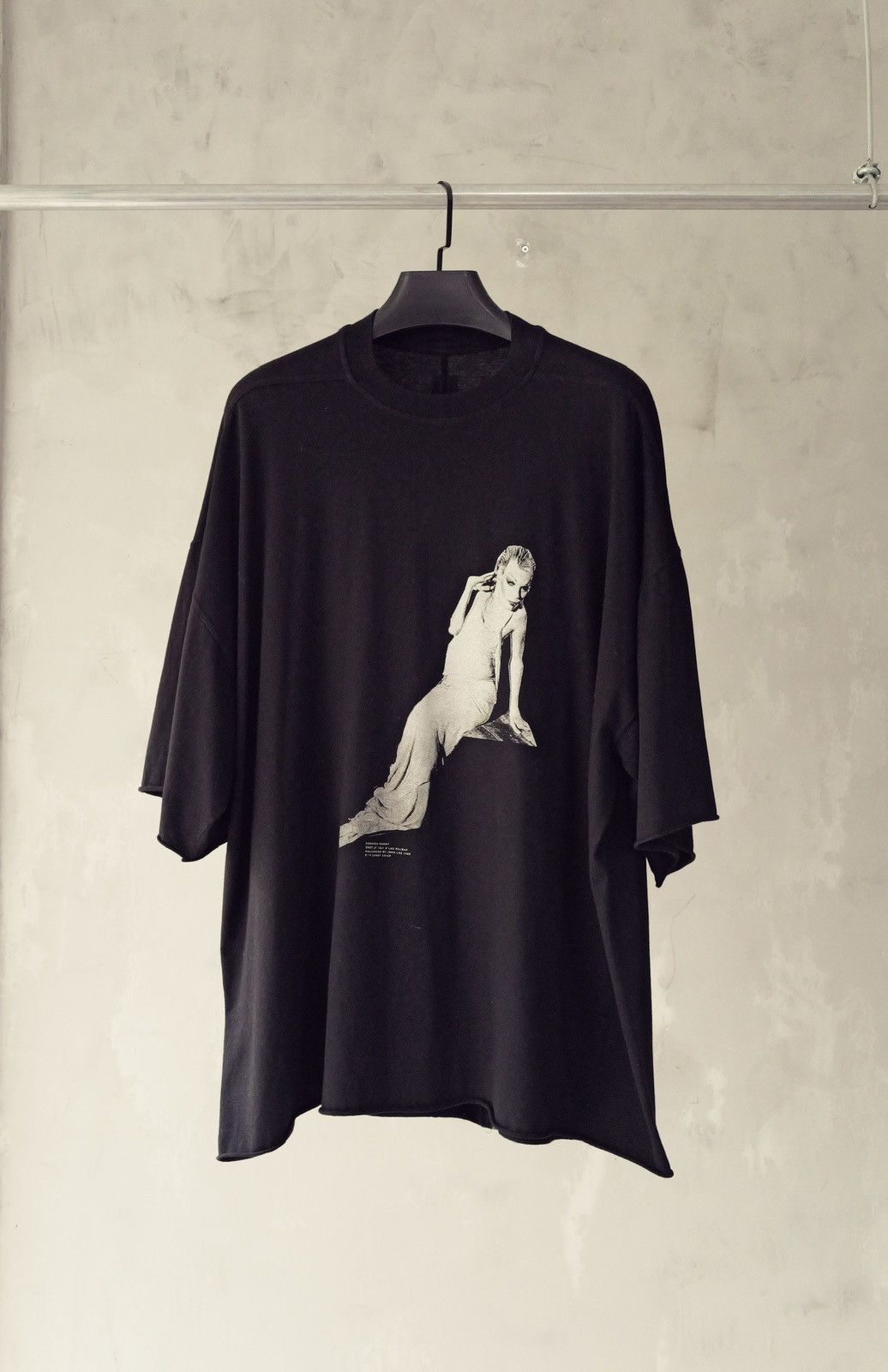 Rick Owens GODDESS BUNNY Tommy Tshirt Size US L / EU 52-54 / 3 - 1 Thumbnail