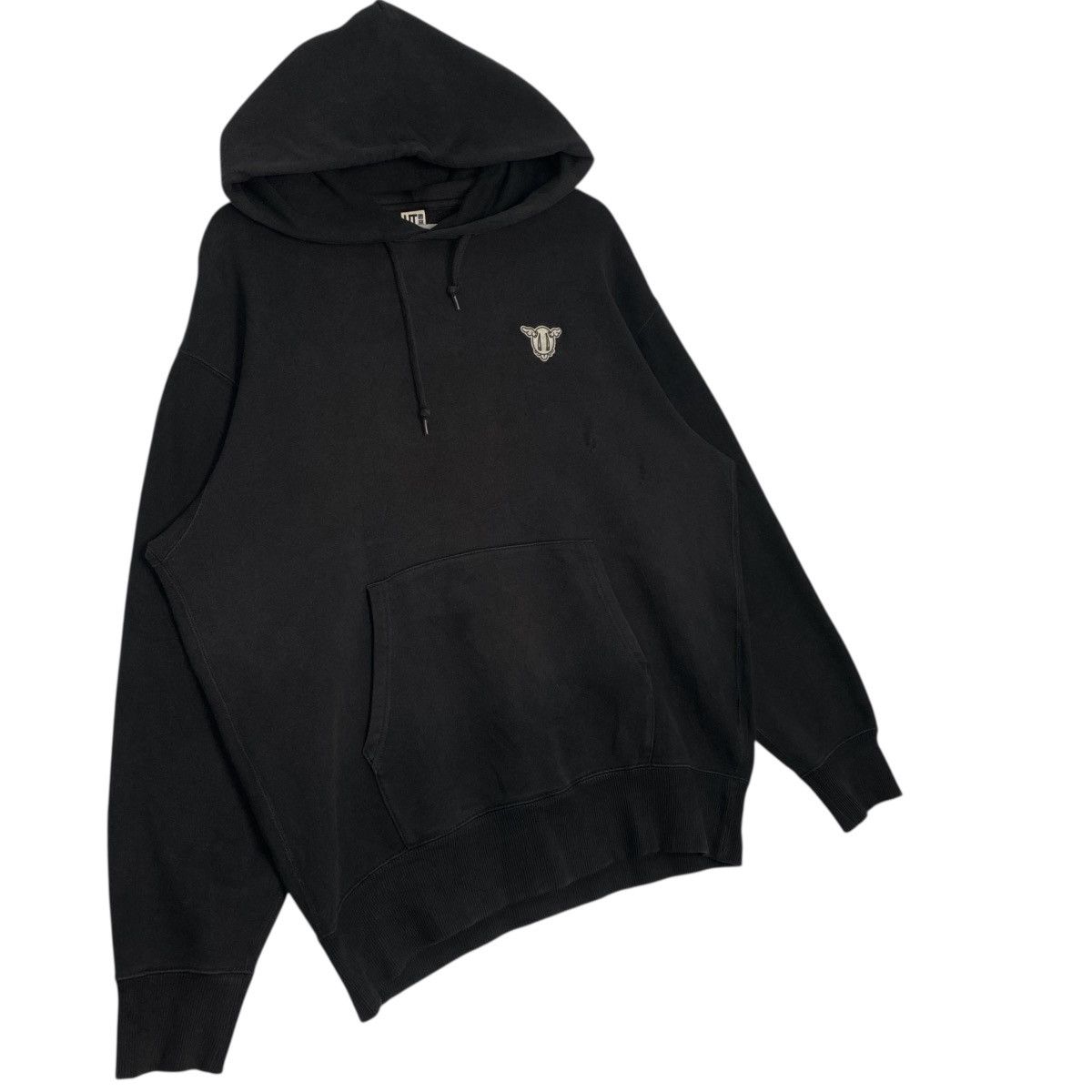 Vintage Uniqlo Hoodie Embroidered Sweatshirt Black Size L