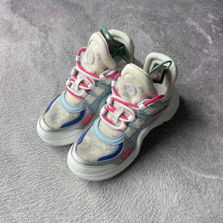 Louis Vuitton Louis Vuitton Archlight Sport Casual Sneakers for Women 0079 Size US 5 / IT 35 - 1 Thumbnail