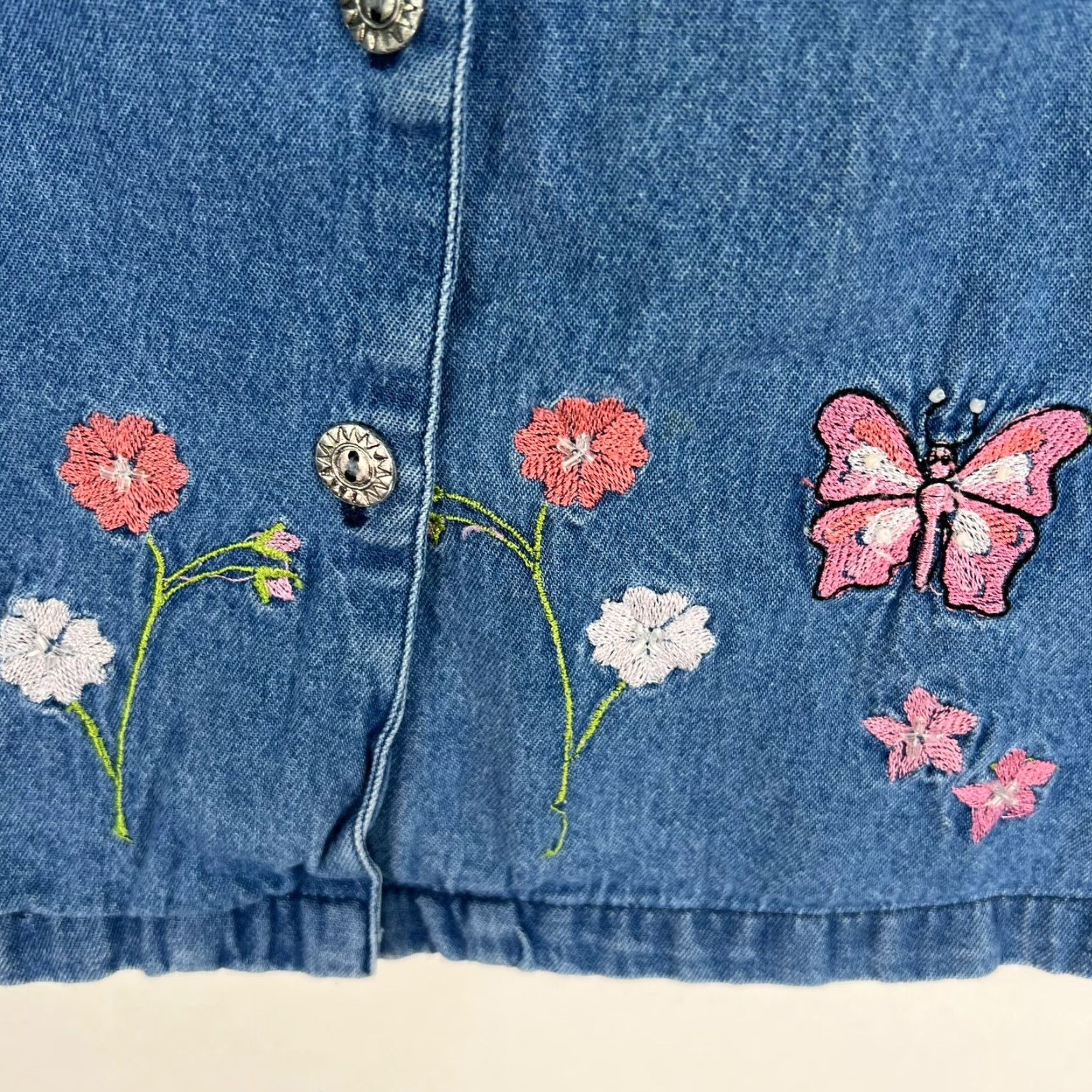 Denime Vintage CG Sport Women's Denim Shirt Short Sleeve Embroidered Butterfly Animal Print Blue Size M Size M / US 6-8 / IT 42-44 - 3 Thumbnail