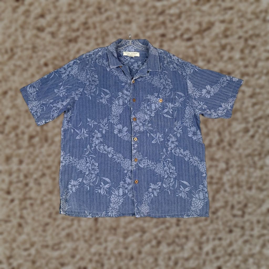 Vintage Island Republic Shirt Men Large Blue Floral Pineapple Silk Button Hawaiian Size US L / EU 52-54 / 3 - 1 Thumbnail