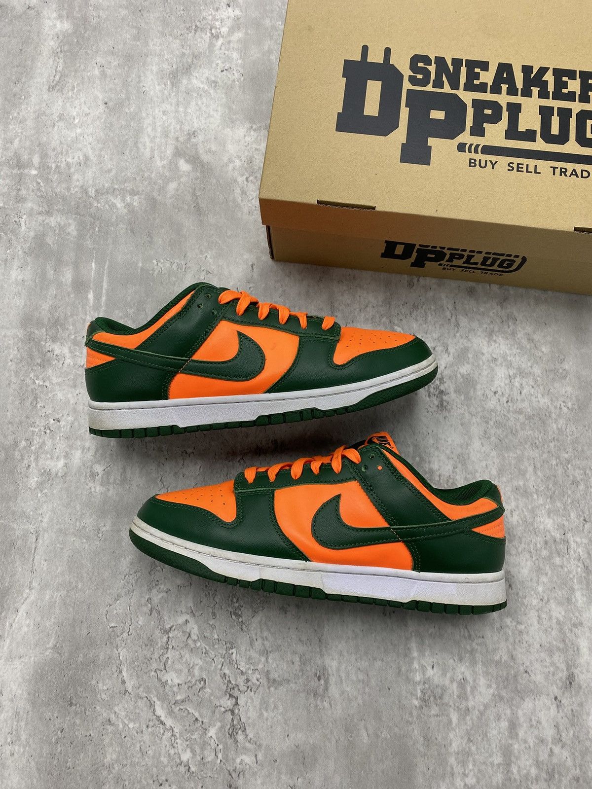 Nike Size 9M - Nike Dunk Low “Miami Hurricanes” Size US 9 / EU 42 - 1 Thumbnail
