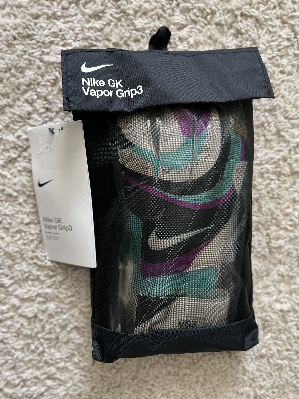Nike Nike GK Vapor Grip 3 ACC Soccer Goalkeeper Gloves Size ONE SIZE - 2 Thumbnail