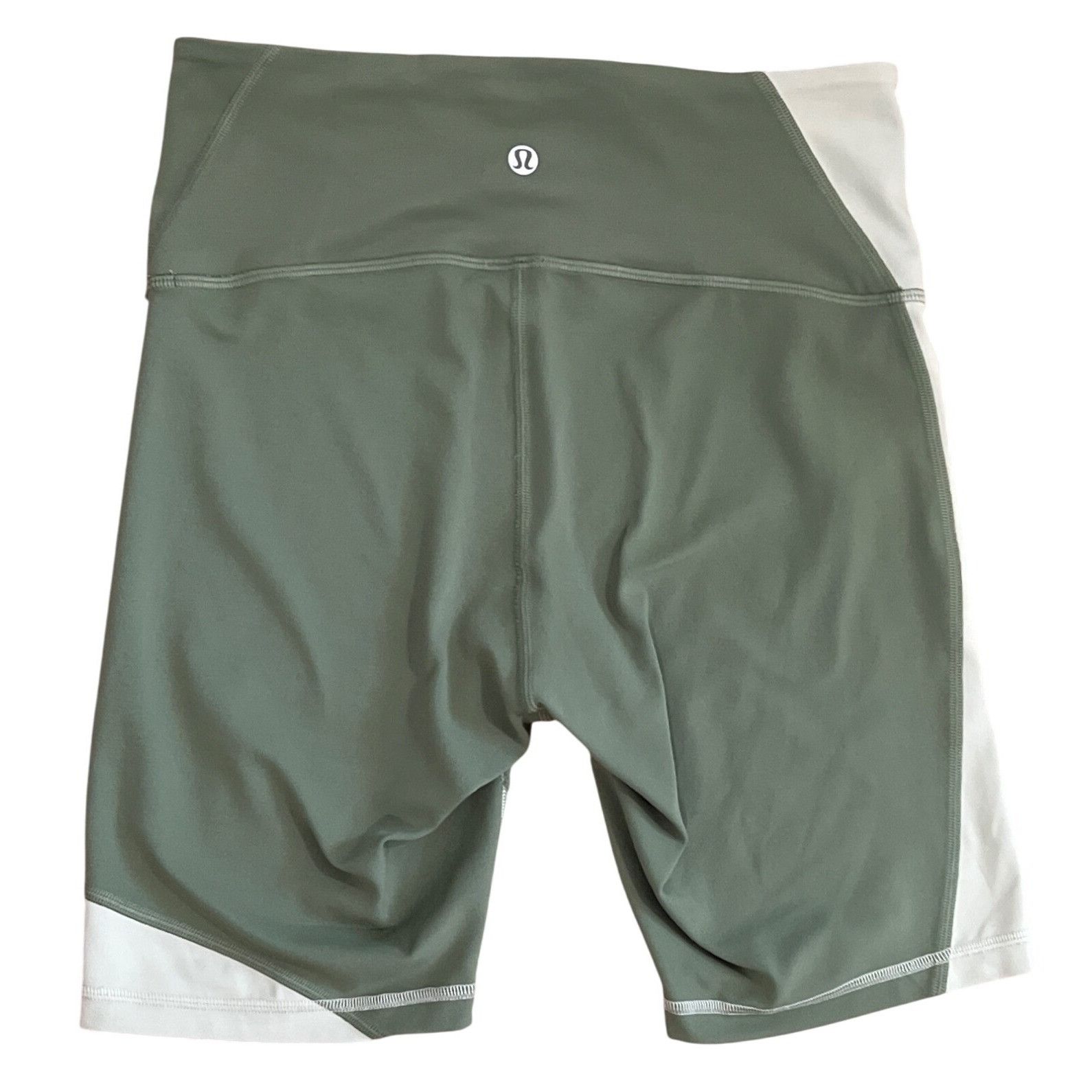 Lululemon Lululemon Nulu Colour Block High-Rise Short 8" Size 6 Green Size 28" / US 6 / IT 42 - 5 Thumbnail