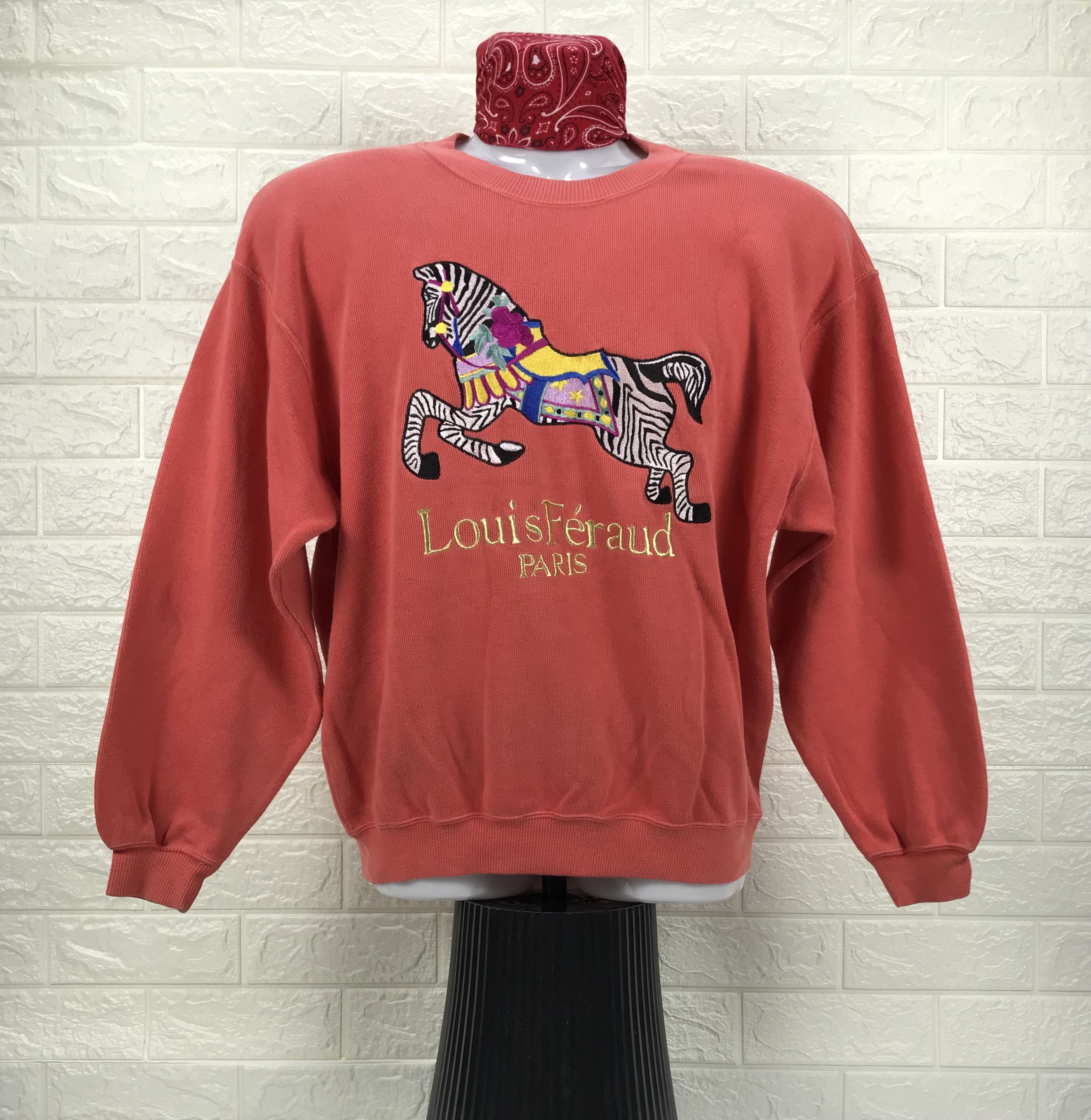 Louis Feraud Vintage Louis Feraud Paris Embroidered Zebra Art Sweatshirt Size US L / EU 52-54 / 3 - 1 Thumbnail