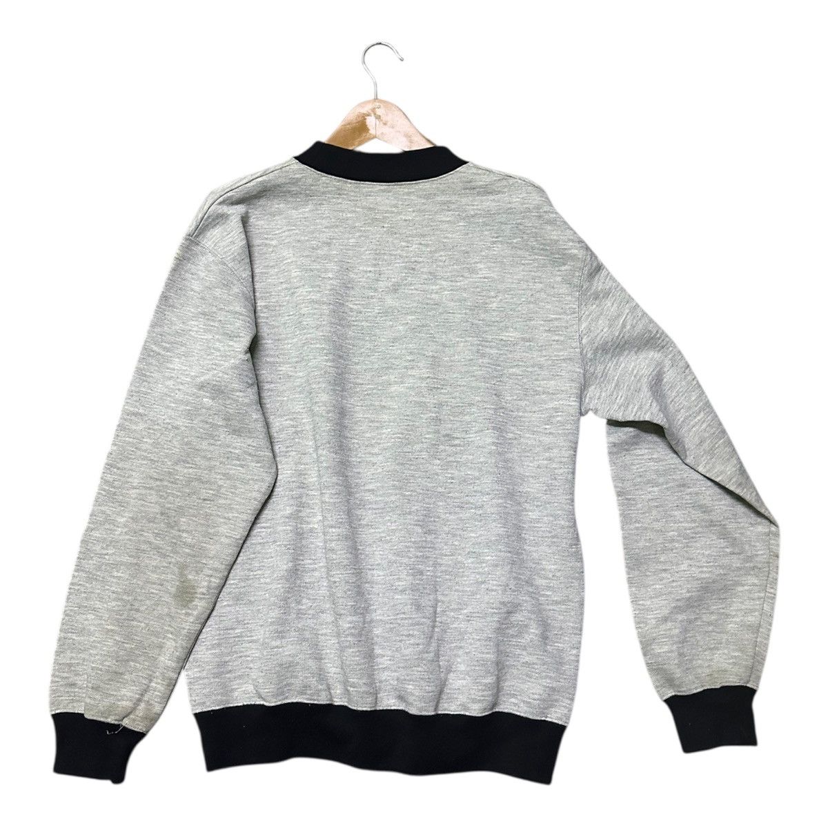 Mickey Mouse Vintage 90s Mickey mouse crewned sweatshirt Size US M / EU 48-50 / 2 - 4 Thumbnail