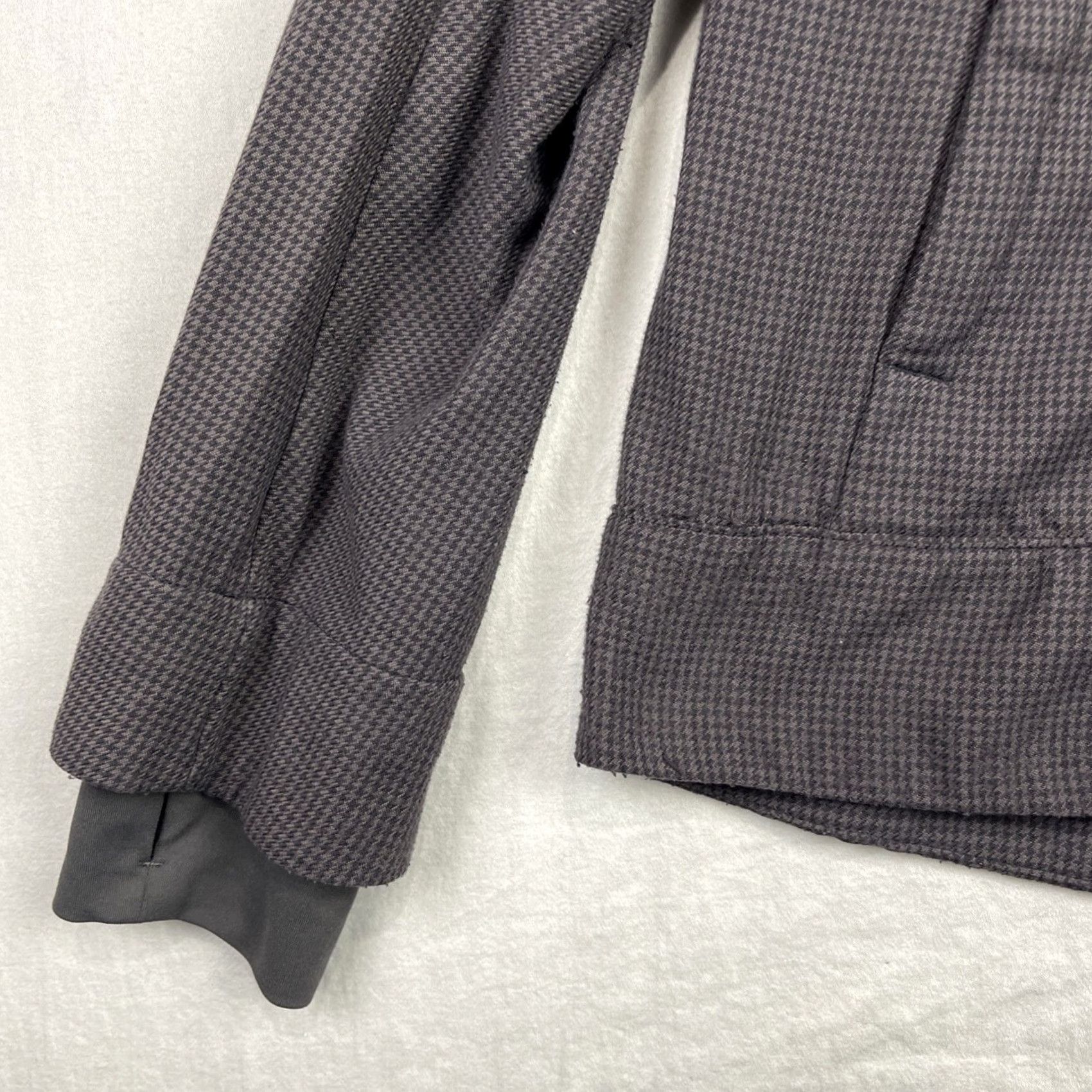 Lululemon Lululemon Jacket Mens M Black Relay Full Zip Concealed Hood Houndstooth Size US M / EU 48-50 / 2 - 6 Thumbnail