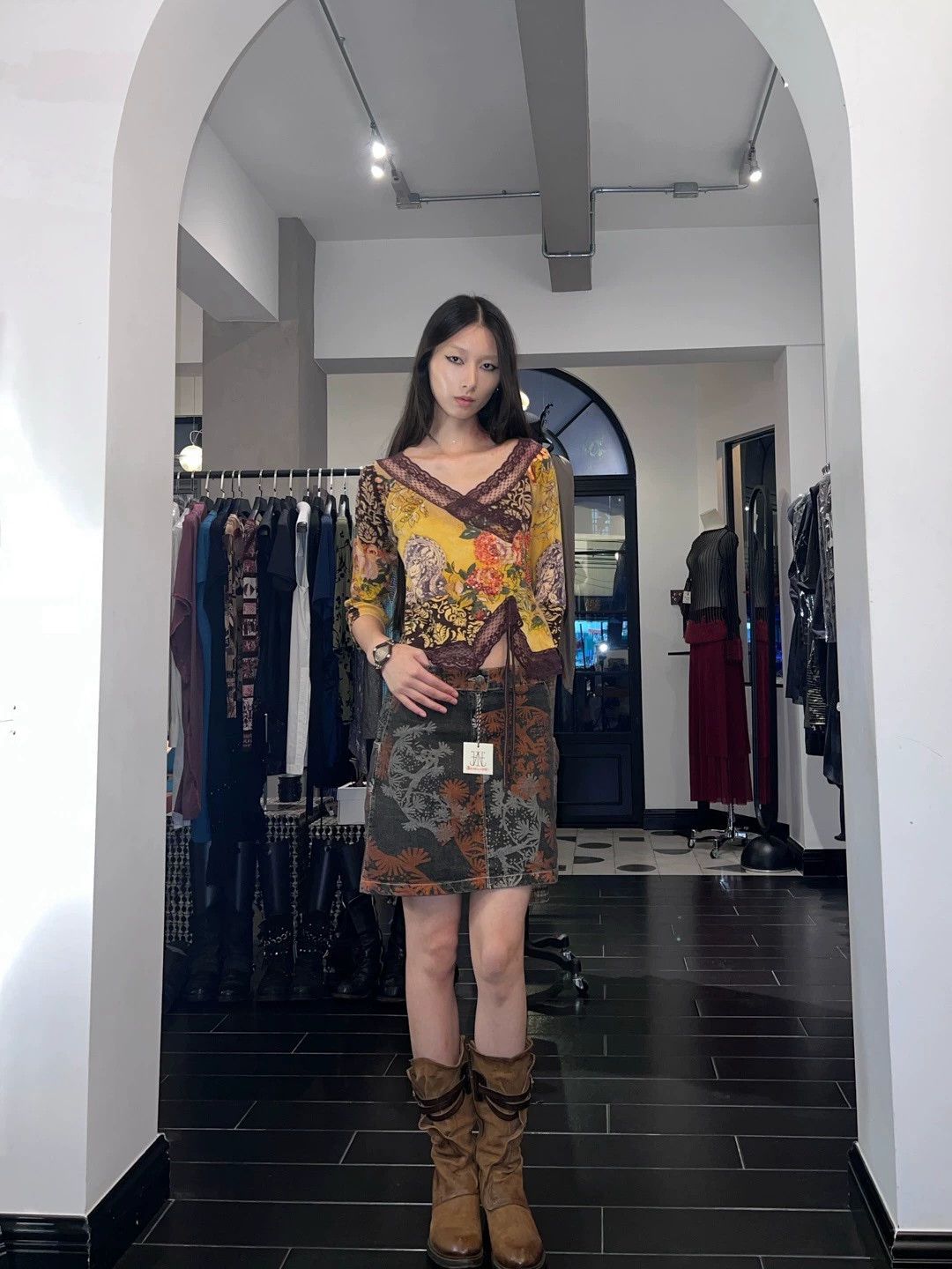Kenzo Kenzo Vintage Printed Denim Low-Rise Short Skirt Size M Size 27" / US 4 / IT 40 - 2 Thumbnail