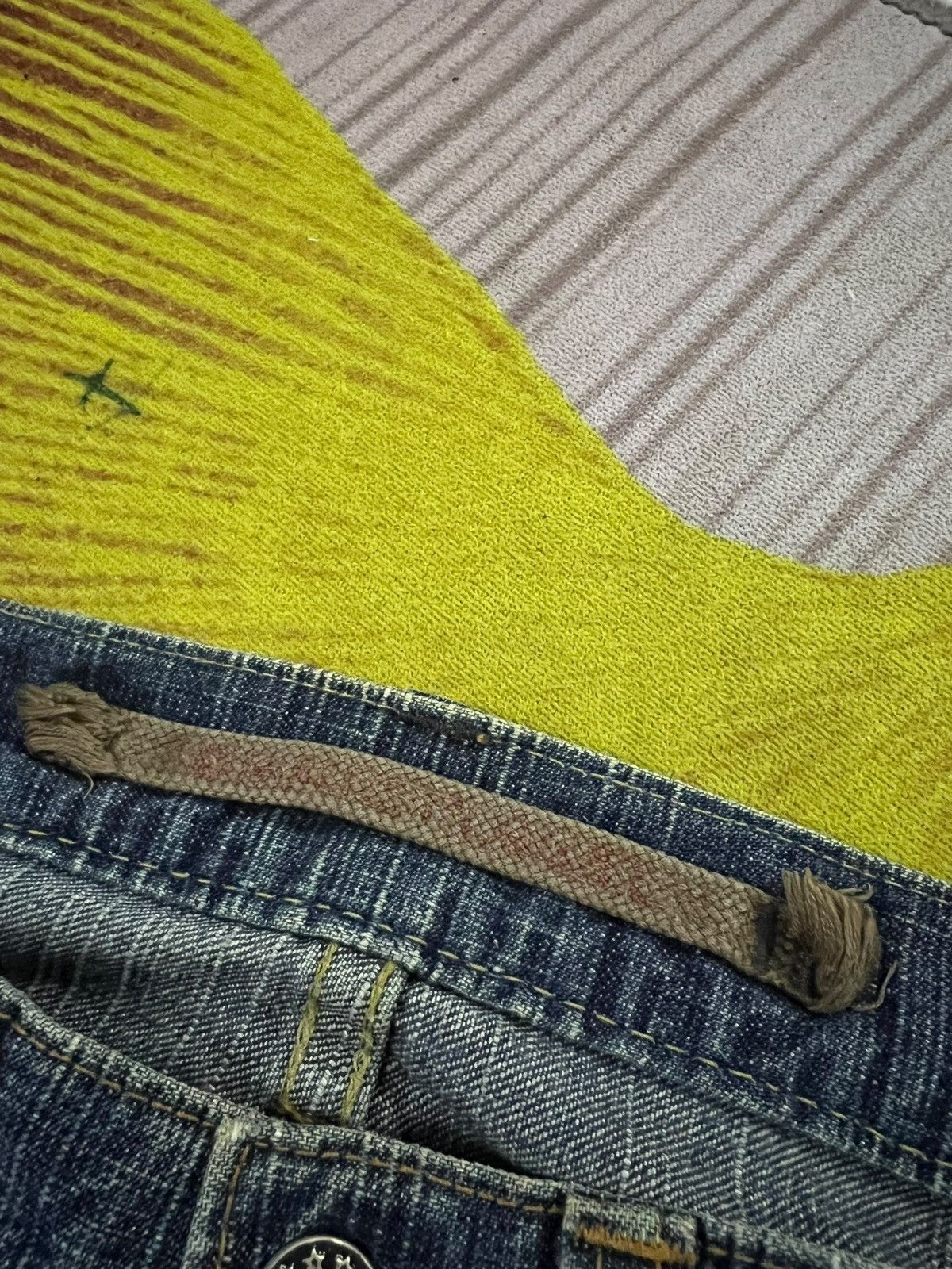 Japanese Brand 80’s Vintage Ghost Label Distress Jean Size US 31 - 12 Thumbnail