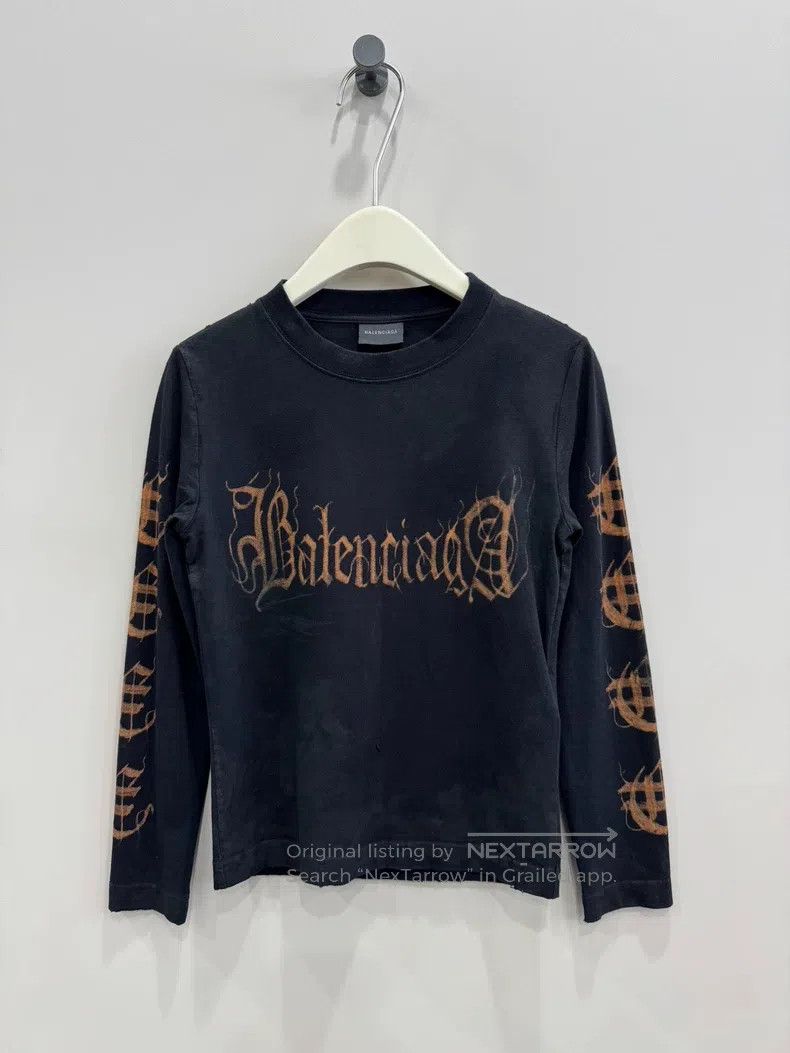 Balenciaga Sanskrit long-sleeved T-shirt