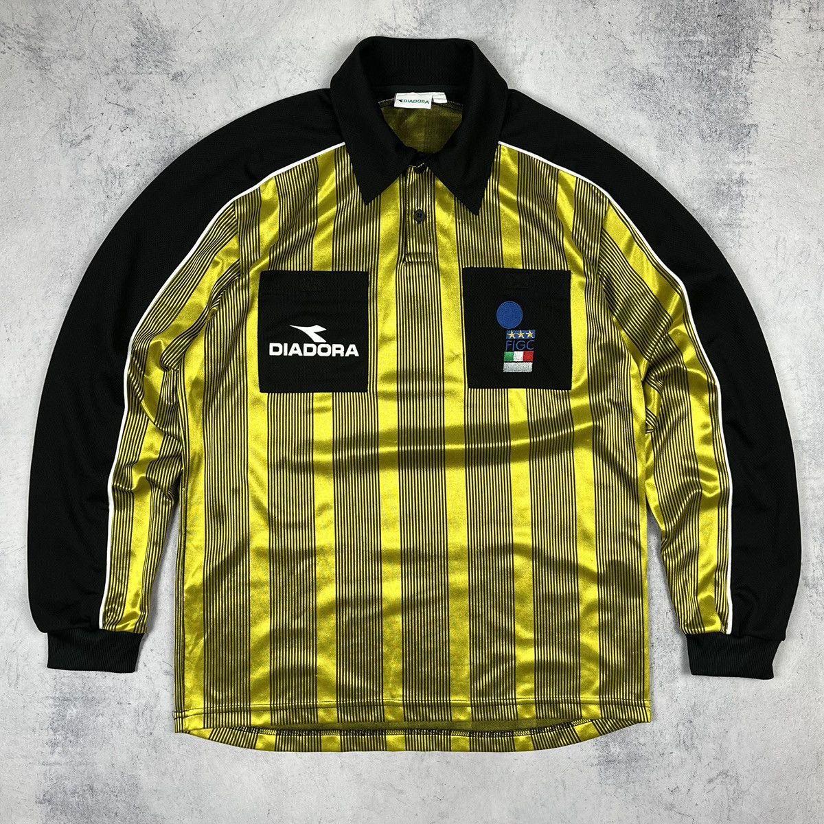 Diadora Vintage Diadora Italy Soccer rare Referee jersey 90’s Size US L / EU 52-54 / 3 - 4 Thumbnail