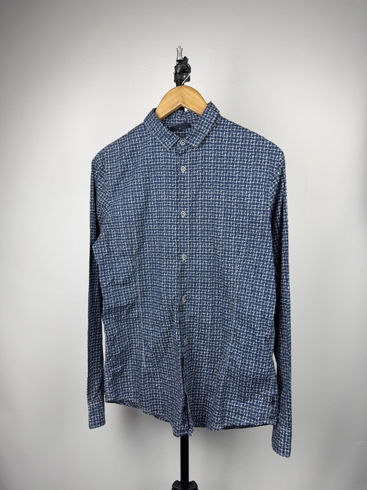Armani Luxury Armani Jeans AJ SlimTextured Blue Button Up Shirt Size US M / EU 48-50 / 2 - 1 Thumbnail