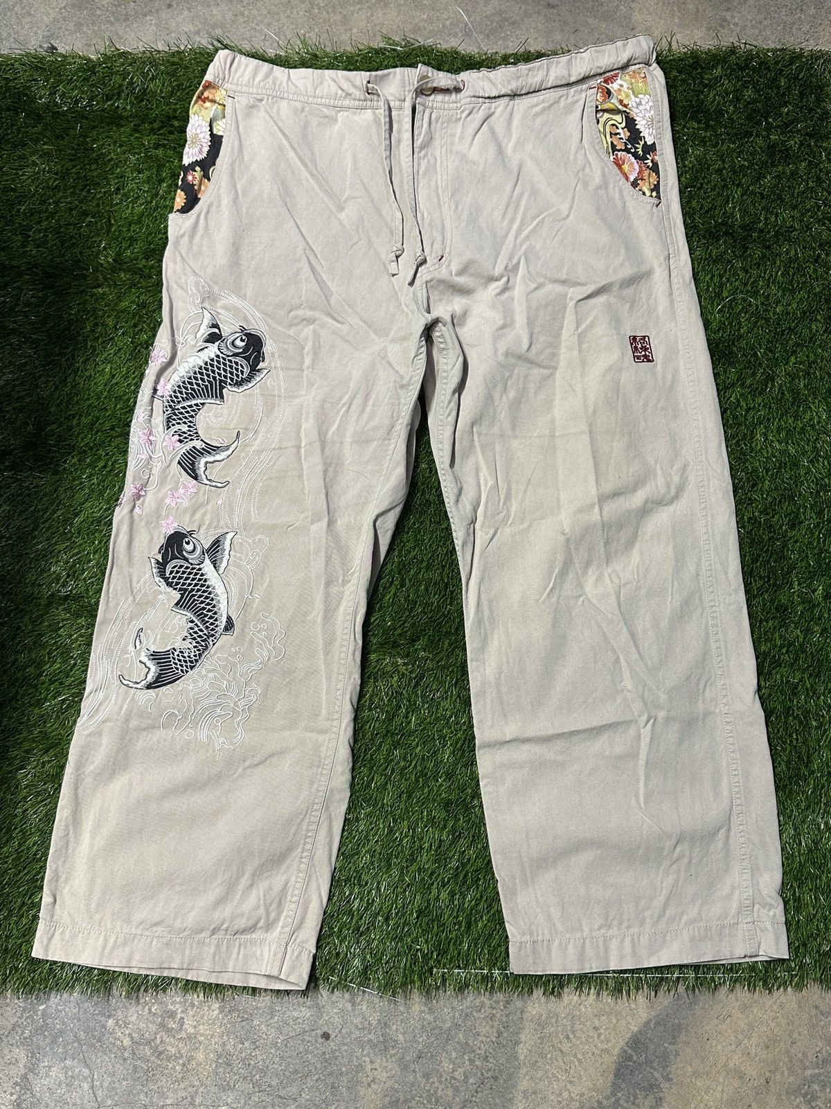 Japanese Brand × Vintage Rare🔥🔥 Vintage Sukajan KARAKURI TAMASHII Pants Size US 41 - 1 Thumbnail
