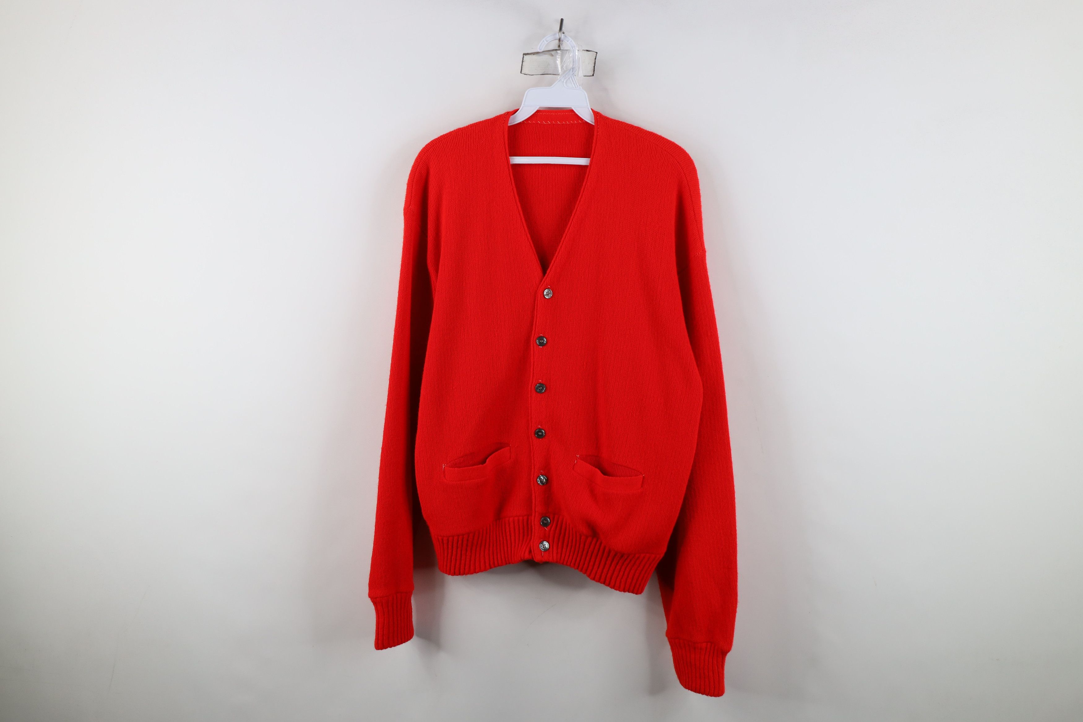 Vintage Vintage 50s 60s Streetwear Knit Cardigan Sweater Red USA Size US L / EU 52-54 / 3 - 1 Thumbnail