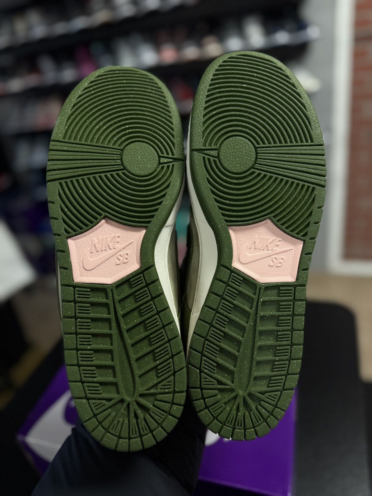 Nike Nike Dunk Low Yuto Horigome Matcha Size 11 (NEW) Size US 11 / EU 44 - 9 Thumbnail