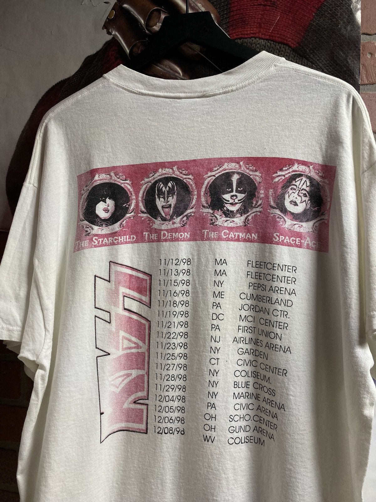 Band Tees Vintage 90’s Kiss Band Tee Shirt Men’s XLarge Size US XL / EU 56 / 4 - 5 Thumbnail