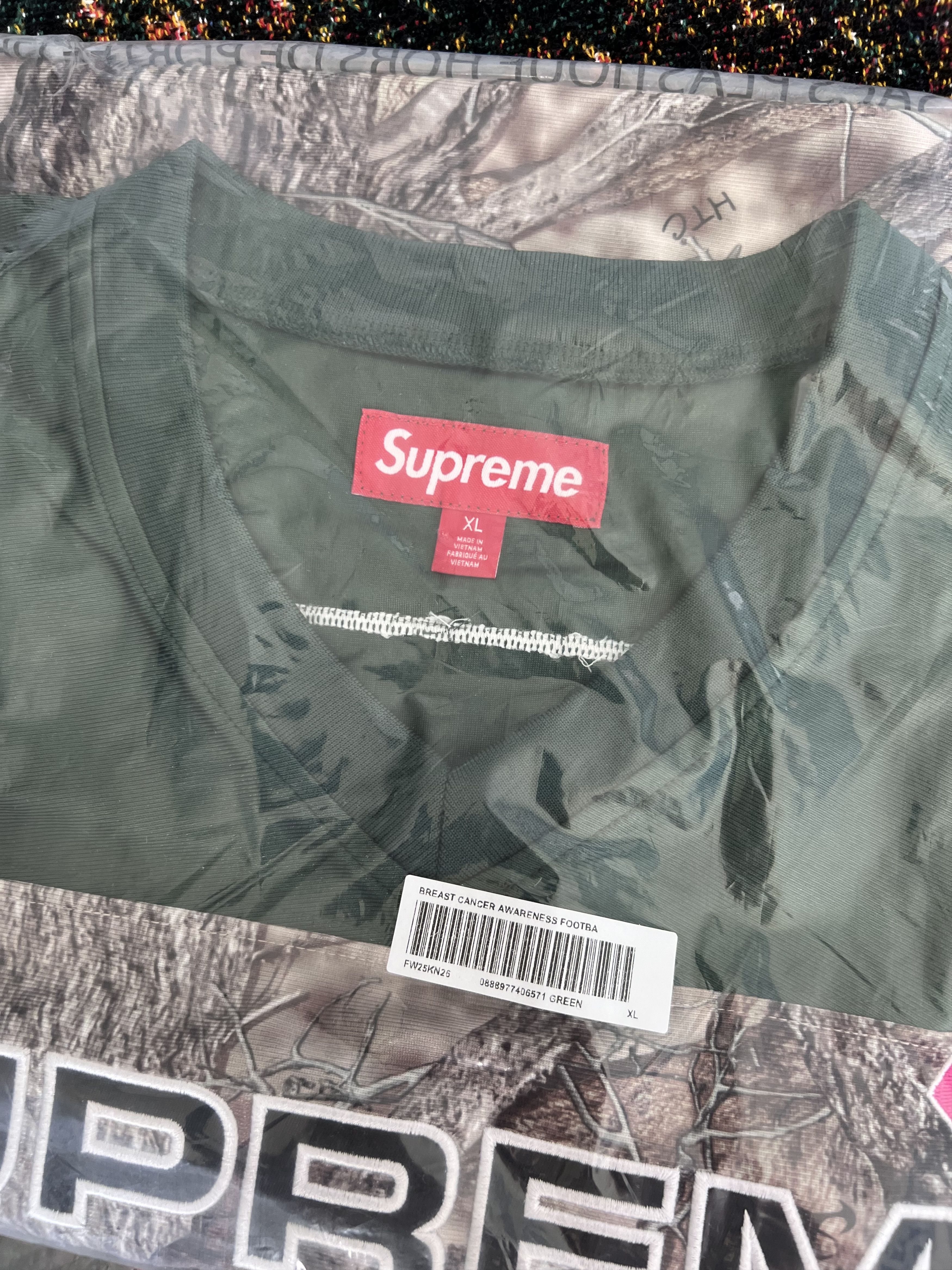 Supreme Supreme Breast Cancer Awareness Football Jersey Green Camo Size US XL / EU 56 / 4 - 7 Thumbnail