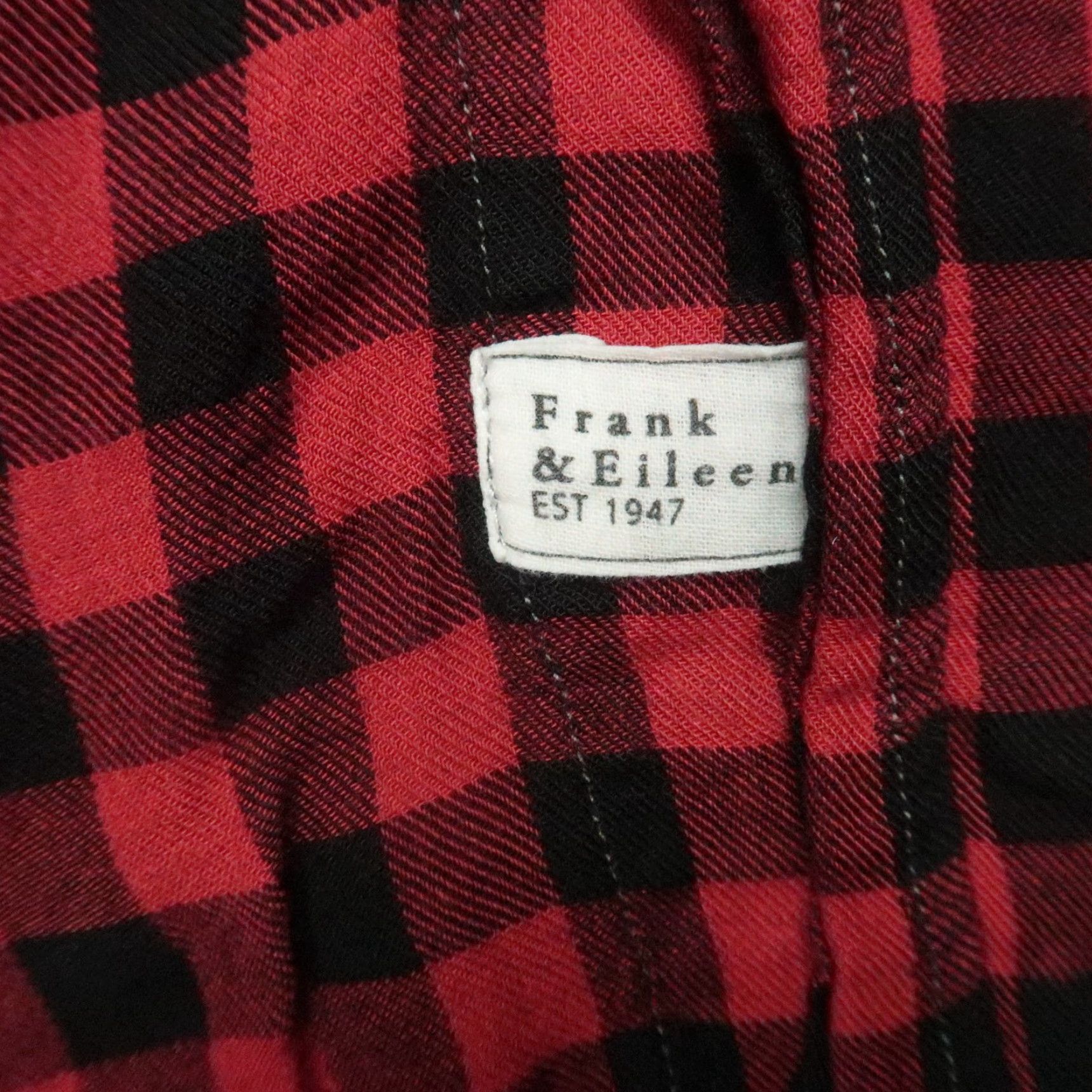 Frank & Eileen Frank & Eileen Shirt Womens Medium Red Buffalo Plaid Long Sleeve Button Up Size M / US 6-8 / IT 42-44 - 4 Thumbnail
