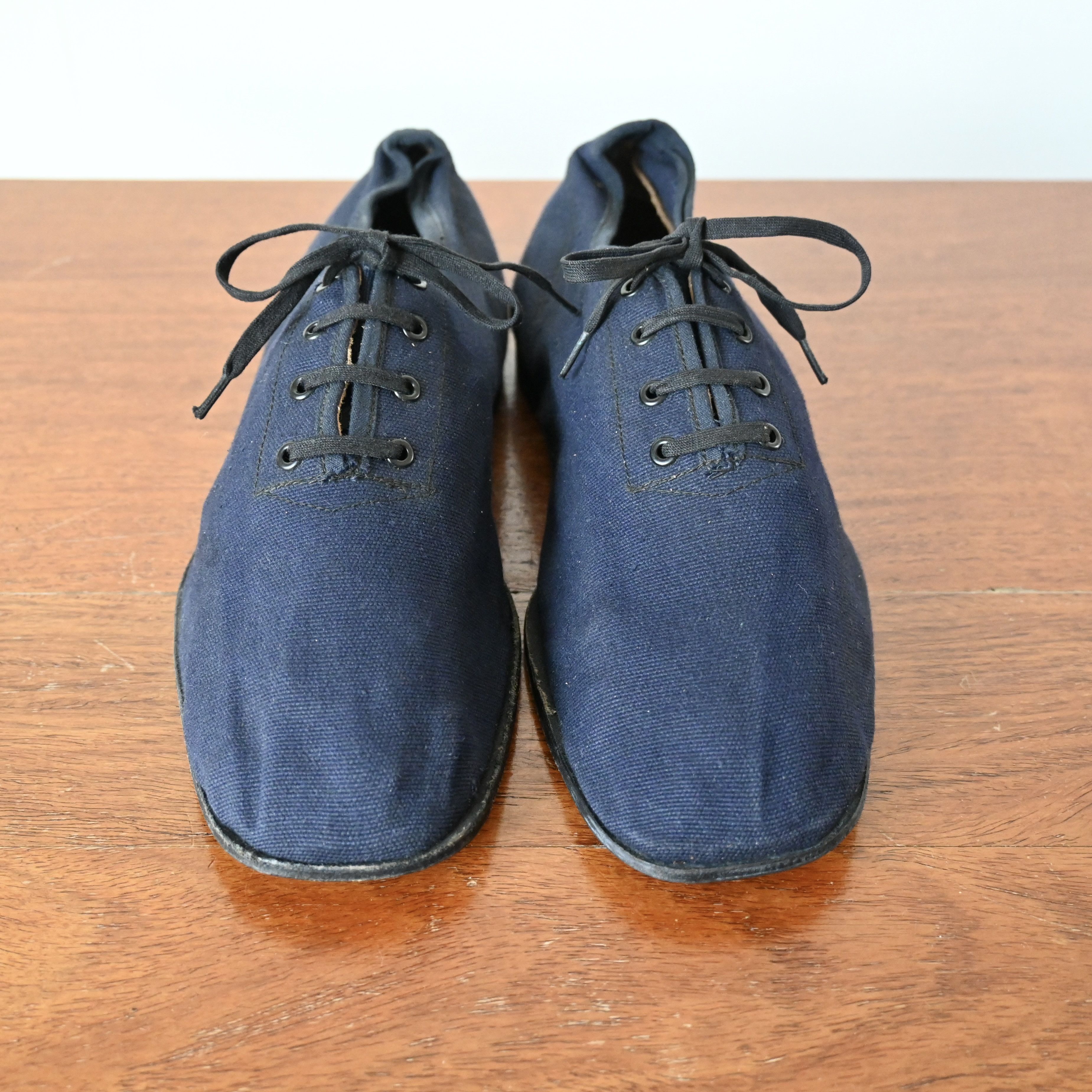 Vintage RARE, 1920s-30s Swedish Military canvas "gym trainer", 42 Size US 8.5 / EU 41-42 - 1 Thumbnail