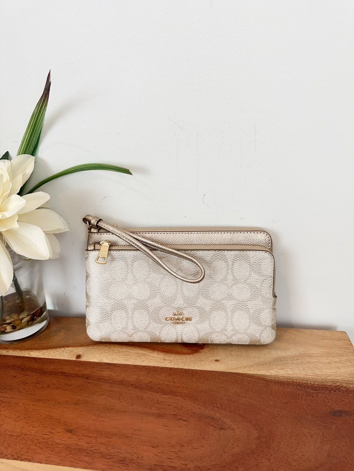 Coach NWT Coach Double Zip Wallet In Signature Canvas Size ONE SIZE - 5 Thumbnail