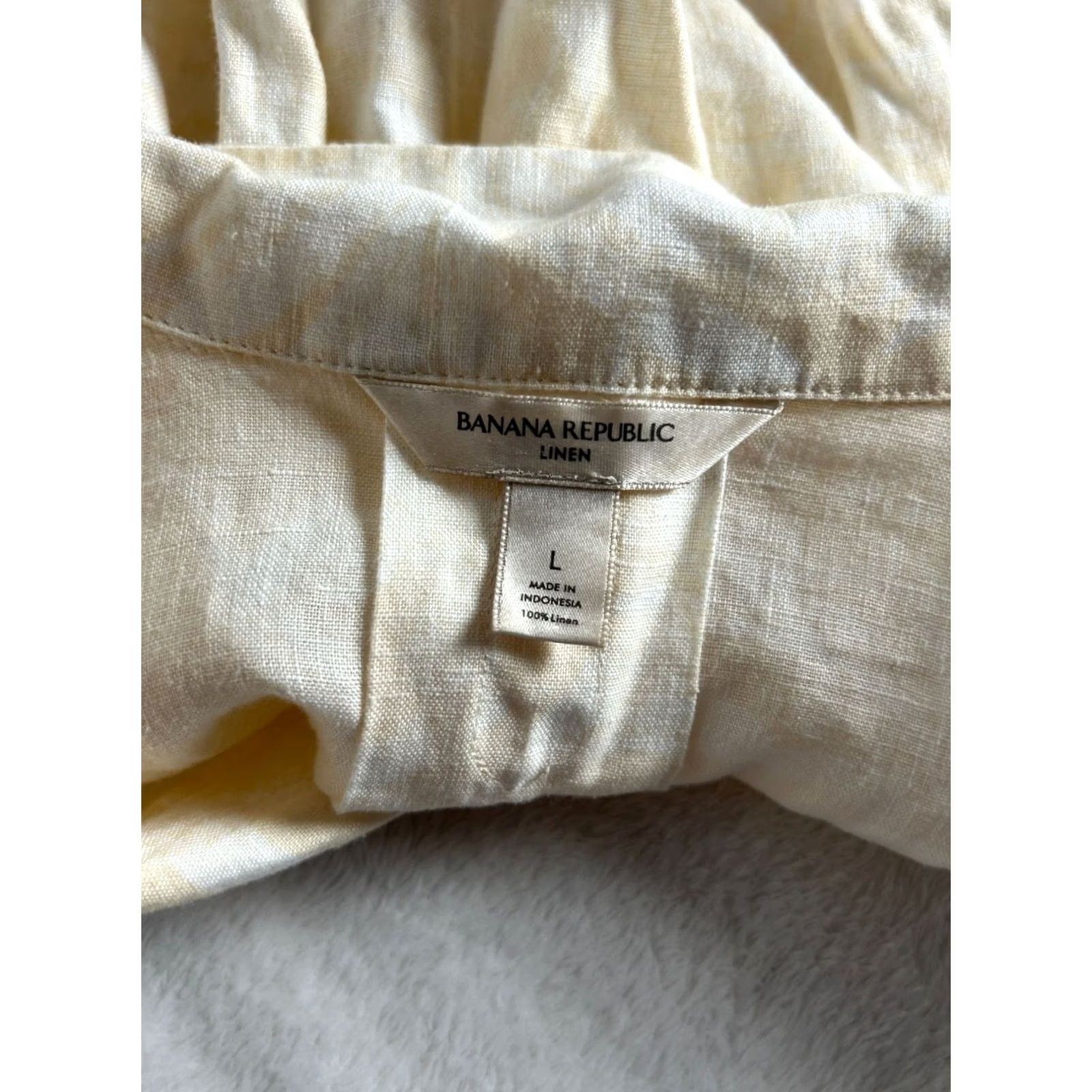 Banana Republic Banana Republic Womens Large Beige Linen Button-Up Shirt Subtle Leaf Print Casual Size L / US 10 / IT 46 - 4 Thumbnail