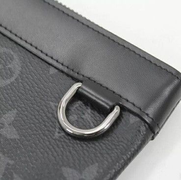 Louis Vuitton Louis Vuitton Eclipse Pouchette Size ONE SIZE - 6 Thumbnail