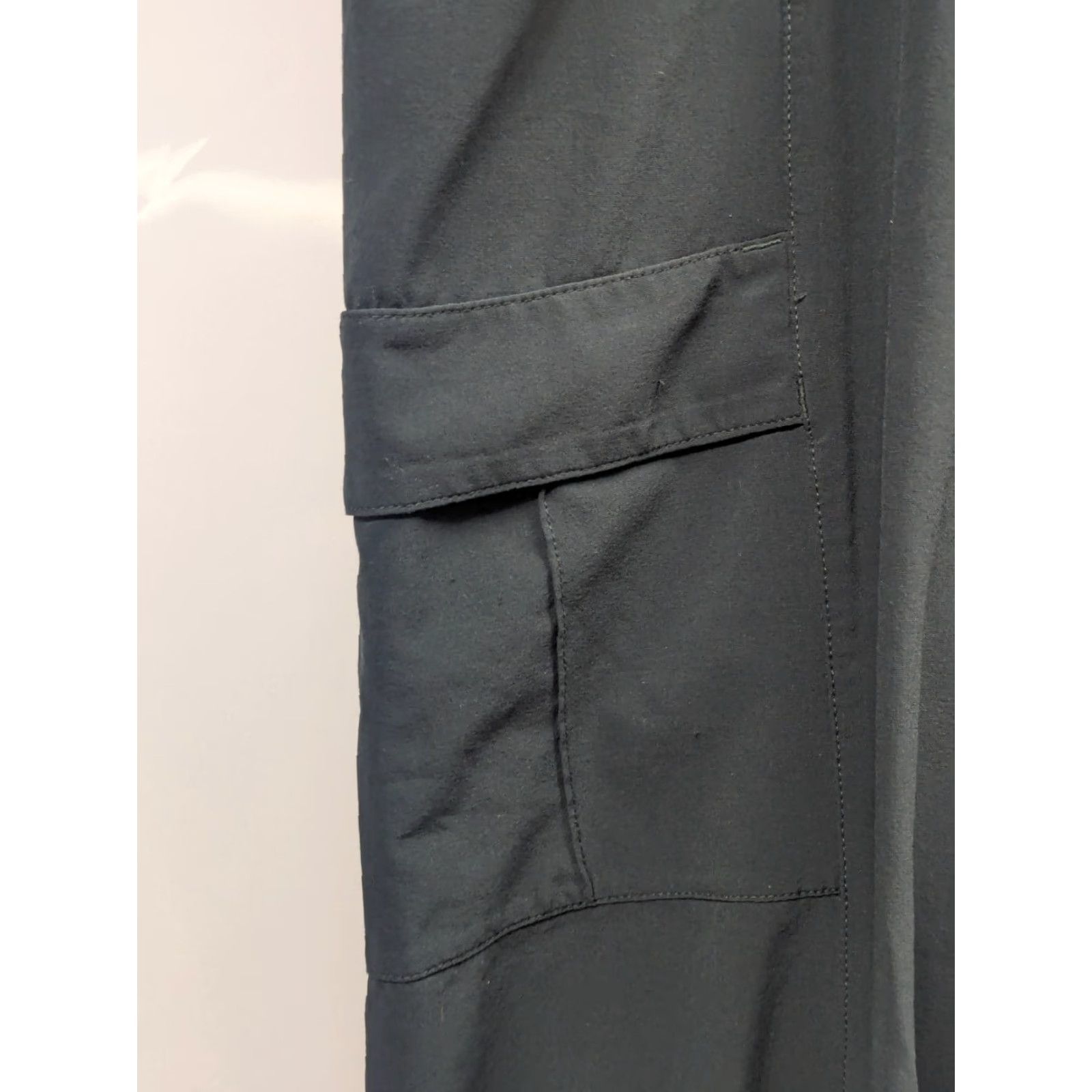 Prana VINTAGE Pr Ana Kinetic Capri Jogger Womens M Green Cargo Cropped Athletic Pants Size 32" / US 10 / IT 46 - 2 Thumbnail