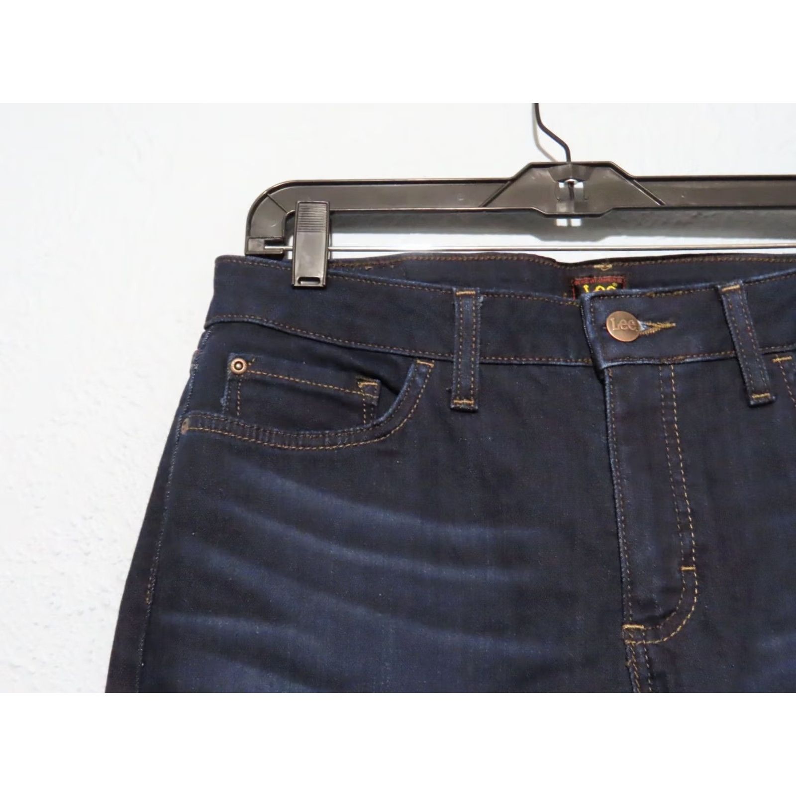 Lee Lee Jeans Women 12 Petite Deep Dyed Midrise Regular Straight Leg Blue NWT Size 34" / US 12 / IT 48 - 5 Thumbnail