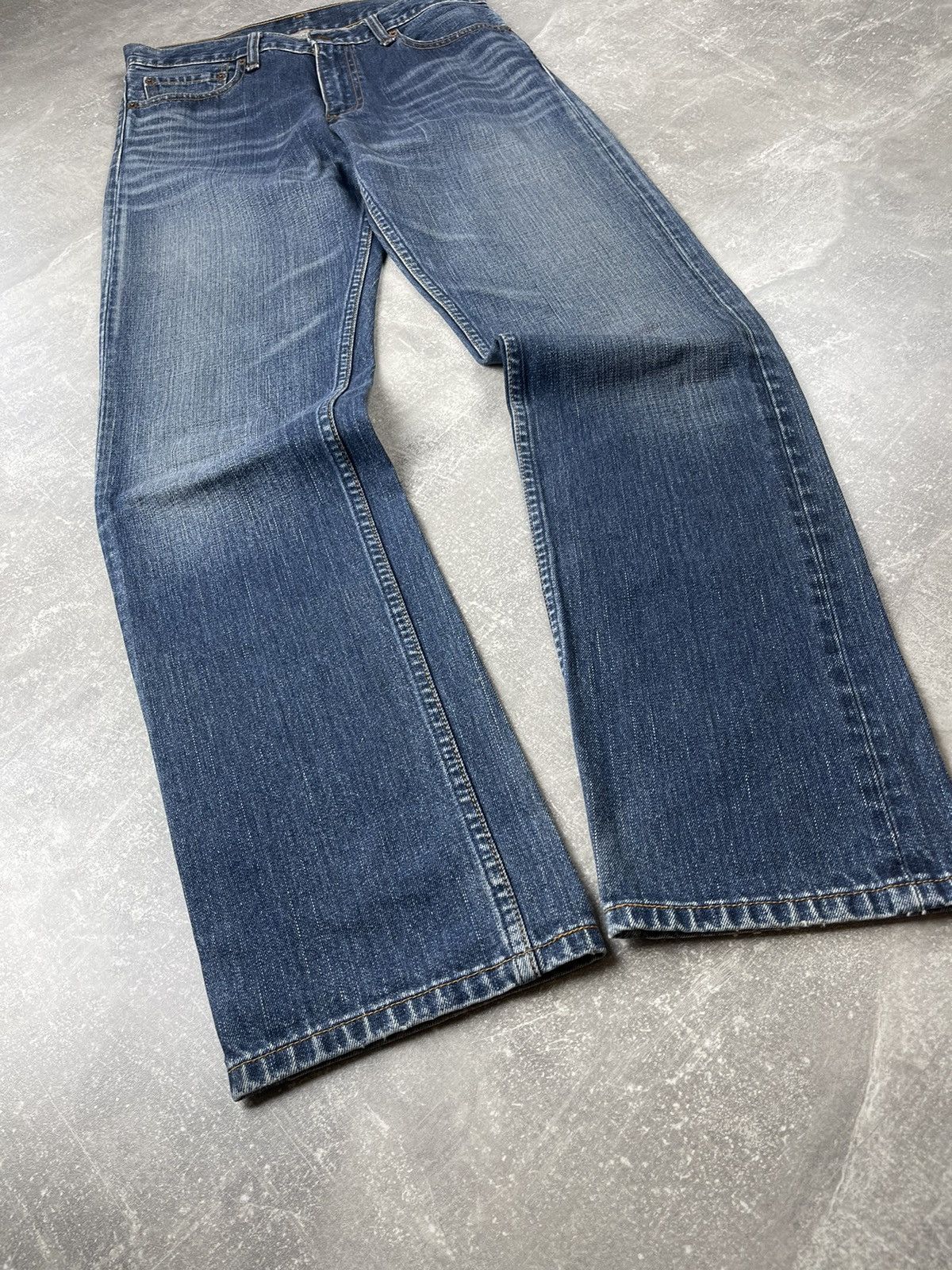 Japanese Brand × Levi's Vintage Clothing × Vintage Levi’s 505 Rare 90s Japanese Blue Faded Jeans Made in Japan Size US 31 - 8 Thumbnail