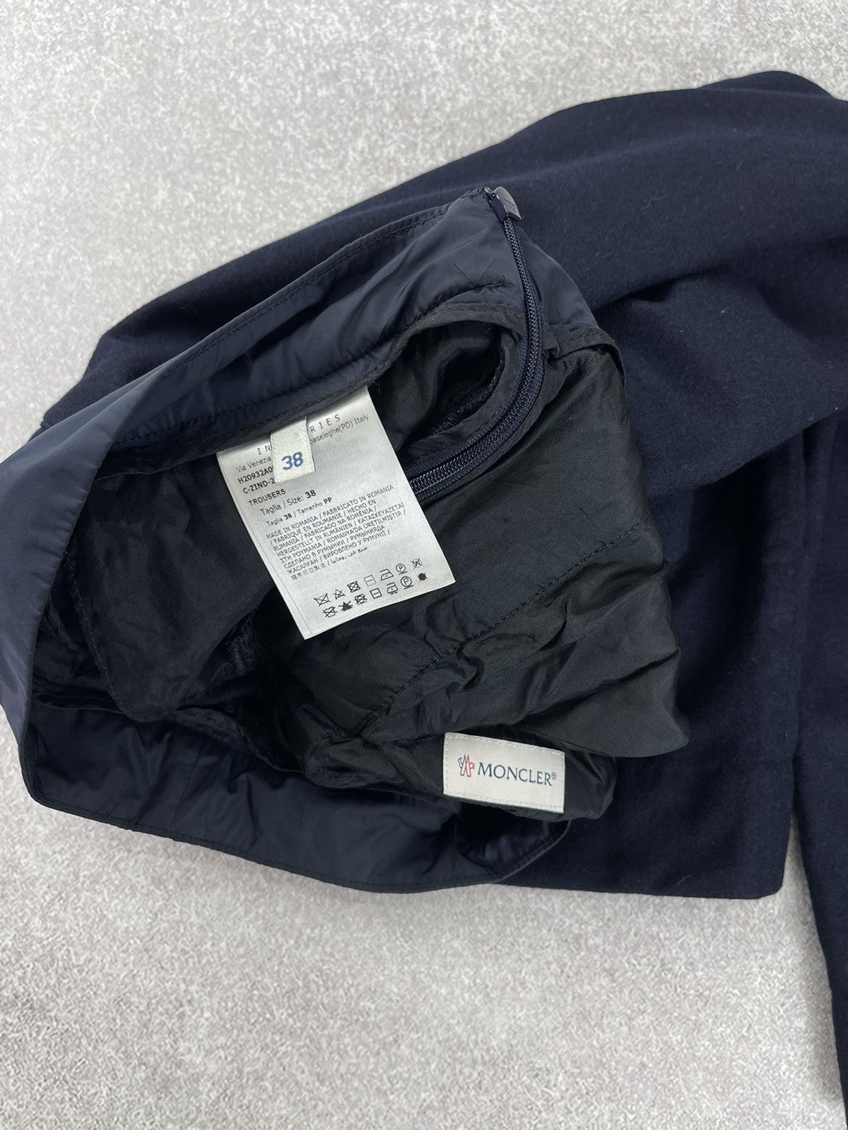 Moncler Women’s Moncler Wool Dress Trousers Pants Size 38 Size 26" / US 2 / IT 38 - 10 Thumbnail