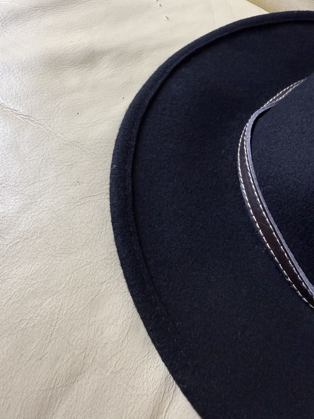 Vintage Vintage Y2K Atrium Black Wool Hat Waterproof leather strap Size ONE SIZE - 5 Thumbnail