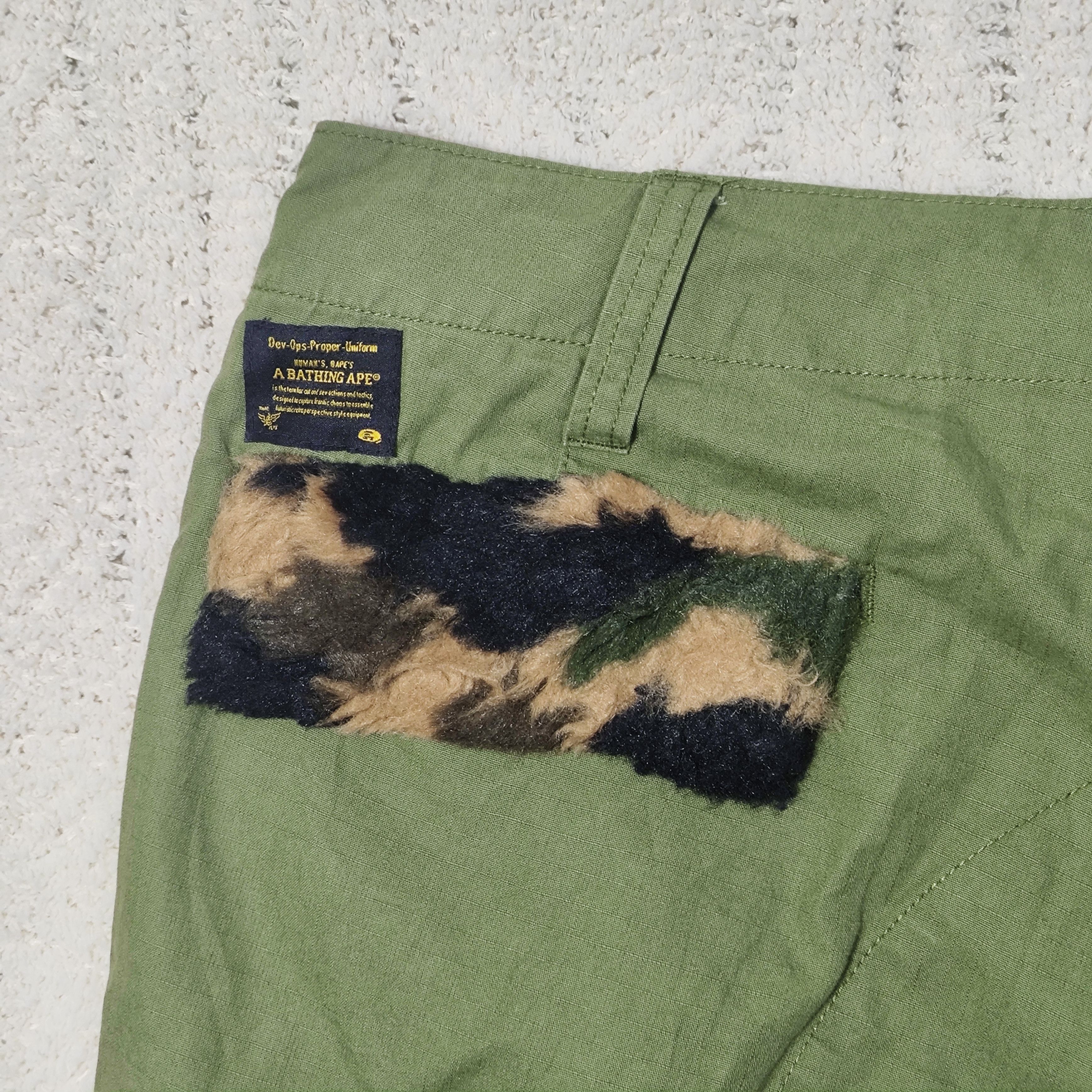 Bape Bape Fur Back Pocket Cargo Shorts Size US 32 / EU 48 - 7 Thumbnail