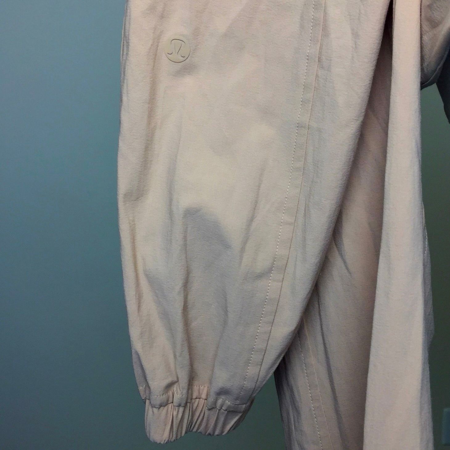 Lululemon NWOT Lululemon Shift in Time Jumpsuit Sz 6 Beech Wood $148 Size 28" / US 6 / IT 42 - 5 Thumbnail