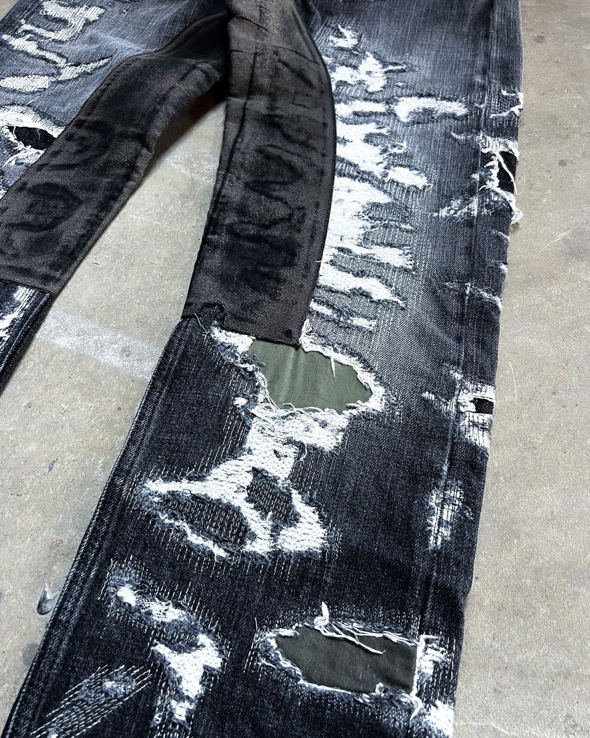 Givenchy DESTROYED BORO MOLESKIN DENIM BY MMW Size US 30 / EU 46 - 2 Thumbnail