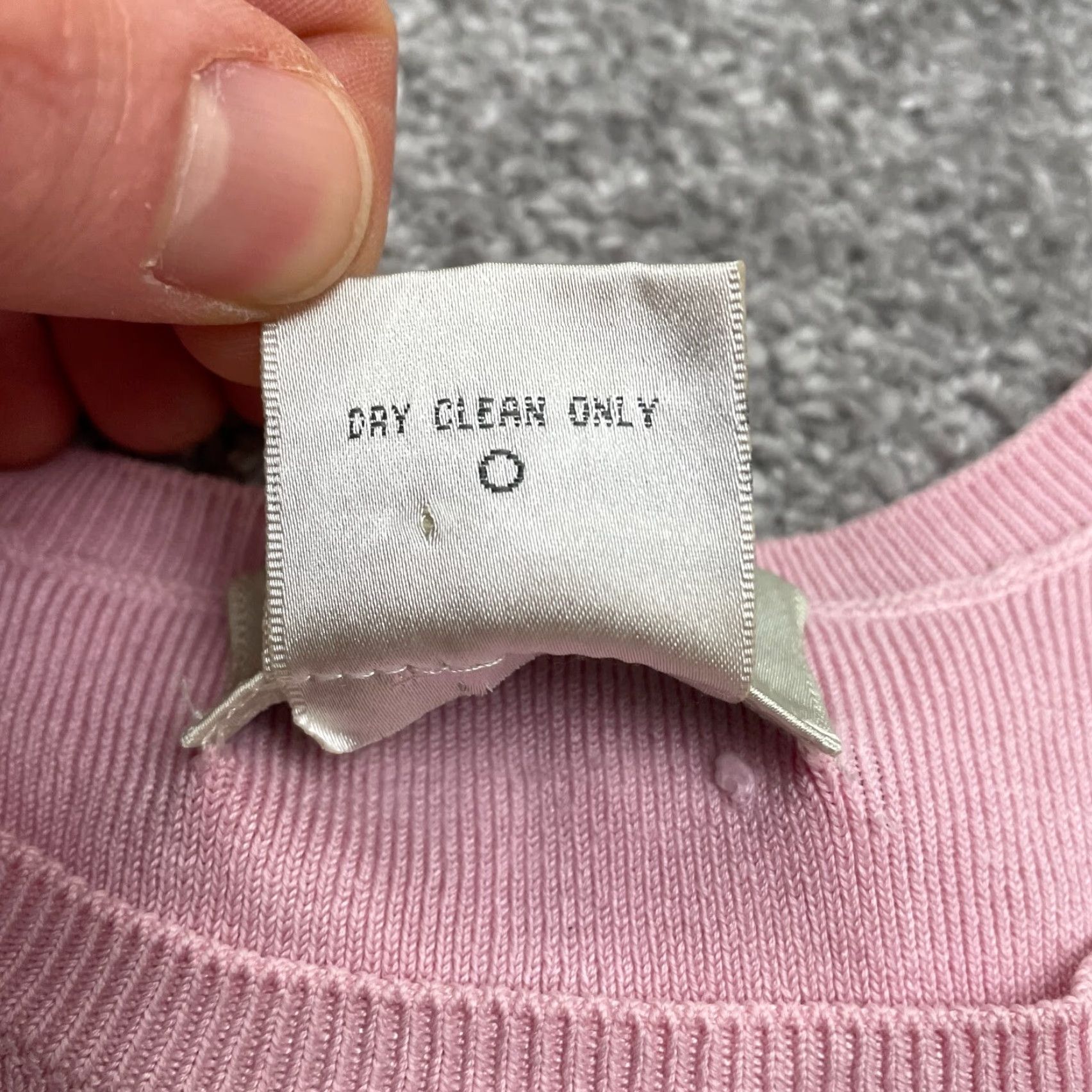 Neiman Marcus Neiman Marcus Vintage Tank Top Womens Large Pink Silk Blend Scoop Neck Sleeveless Basic Knitted Comfort Casual Size L / US 10 / IT 46 - 4 Thumbnail