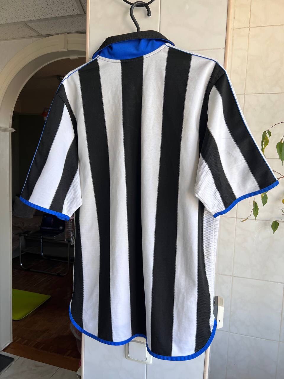 Adidas 1999/00 VINTAGE ADIDAS NEWCASTLE JERSEY FOOTBALL SHIRT Y2K Size US L / EU 52-54 / 3 - 16 Thumbnail