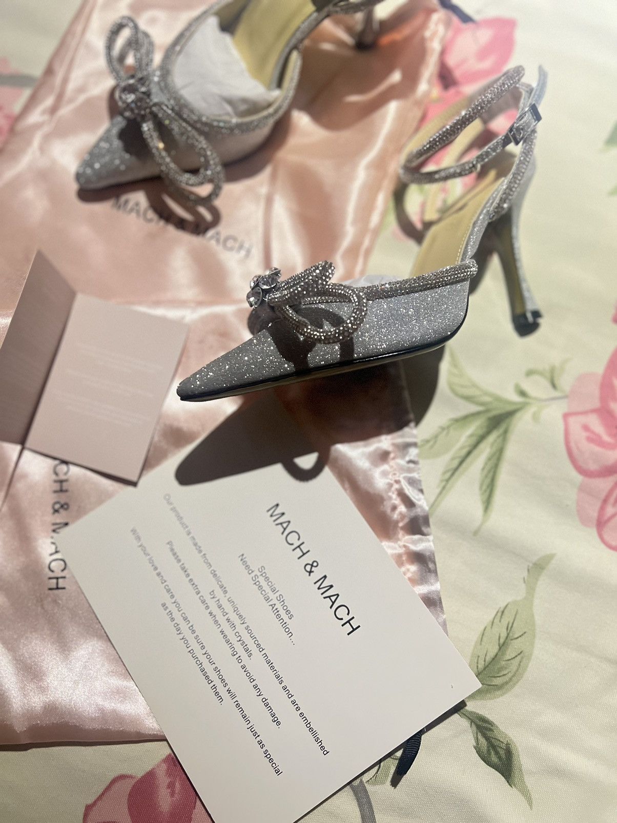 MACH & MACH Iconic Silver Bow Glitter heels Size US 8 / IT 38 - 3 Thumbnail