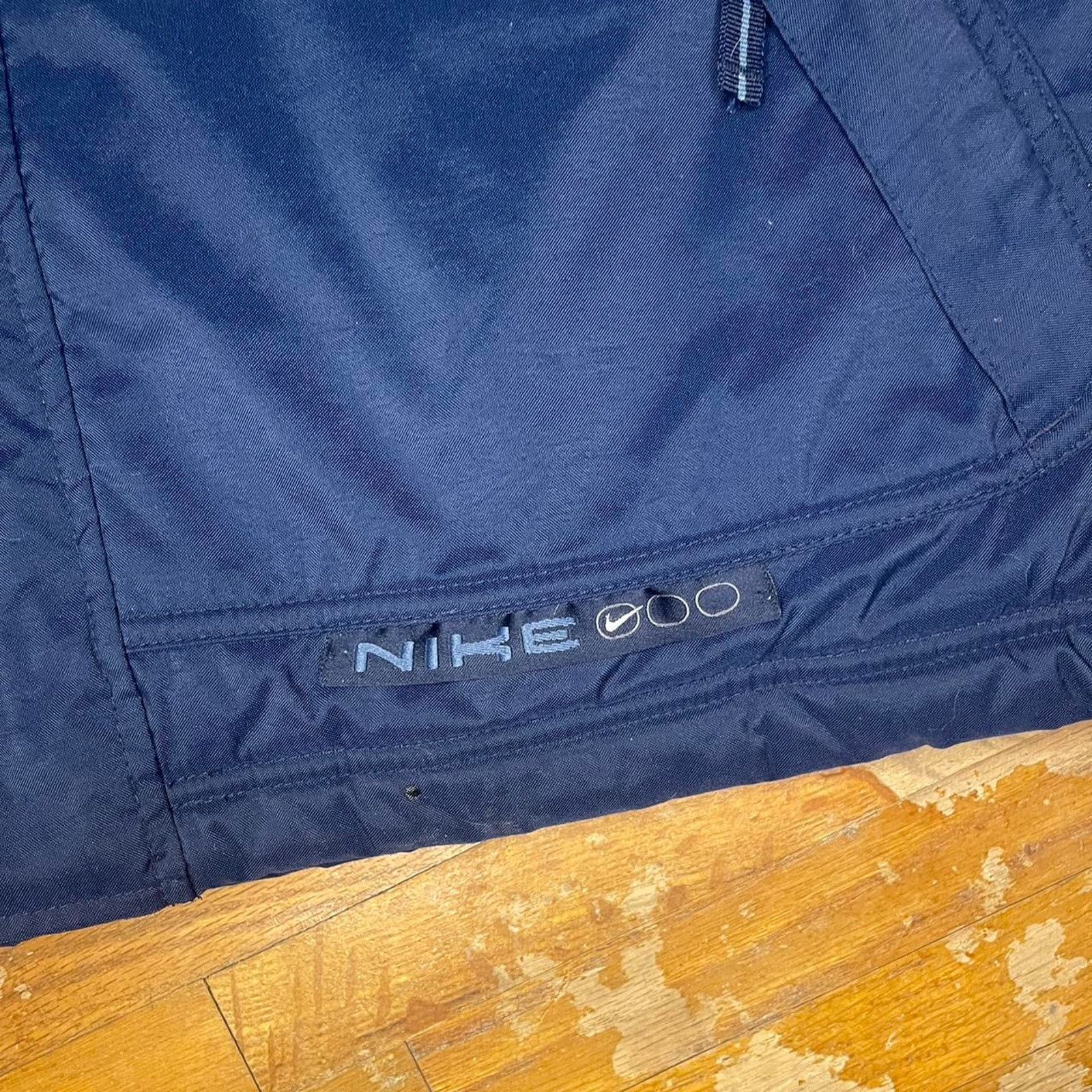 Nike × Vintage Vintage Y2K Nike Winter Coat Size Large Size US L / EU 52-54 / 3 - 3 Thumbnail